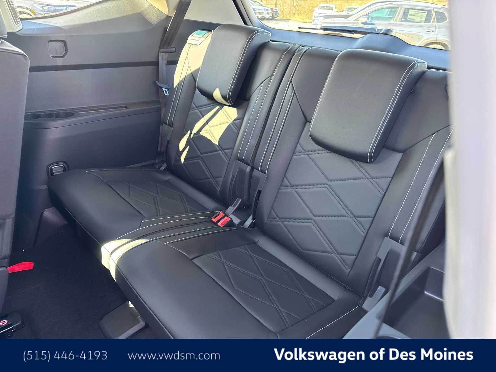 Thumbnail: 2026 Volkswagen Atlas - 14