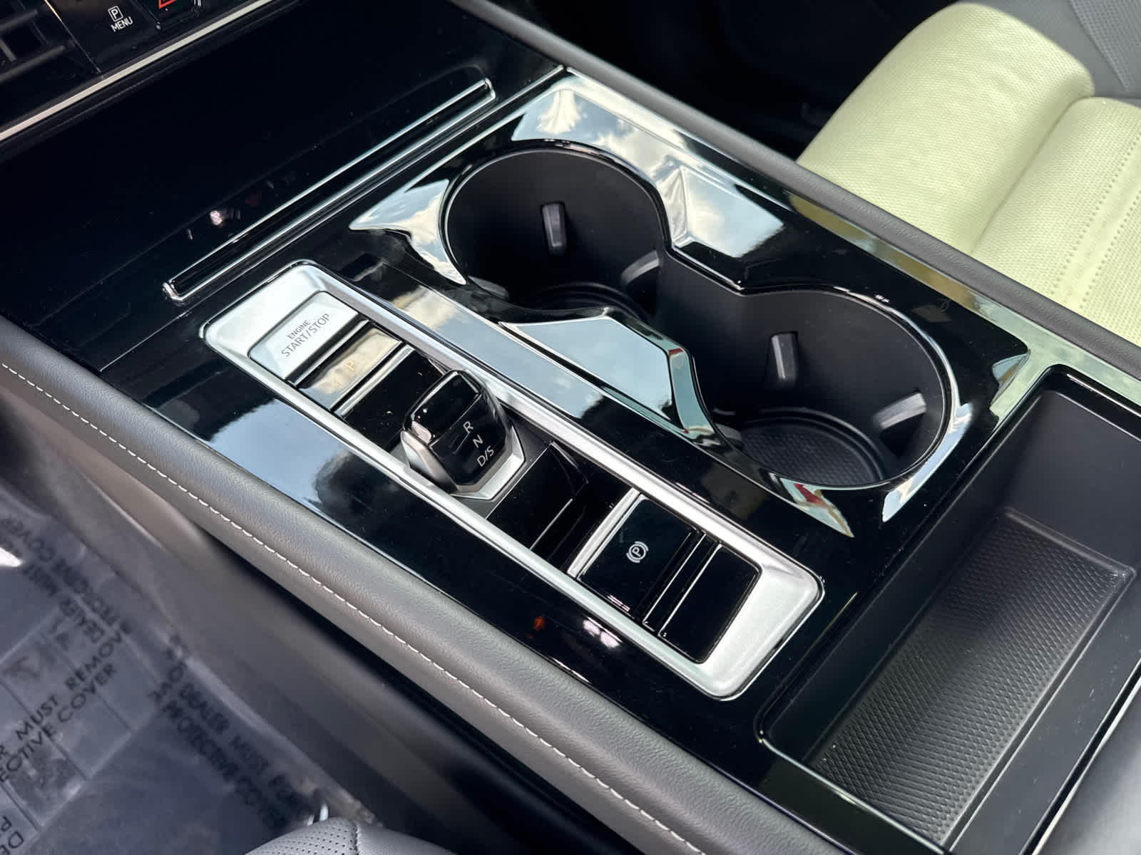 Thumbnail: 2025 Volkswagen Atlas - 16