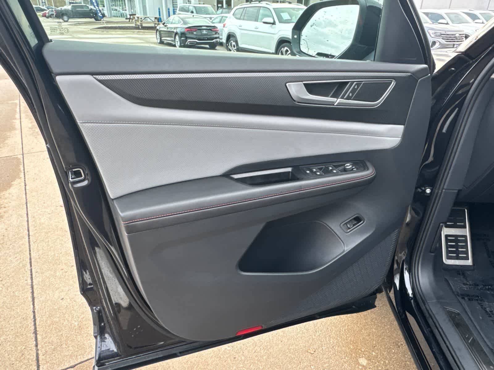 Thumbnail: 2025 Volkswagen Atlas - 22