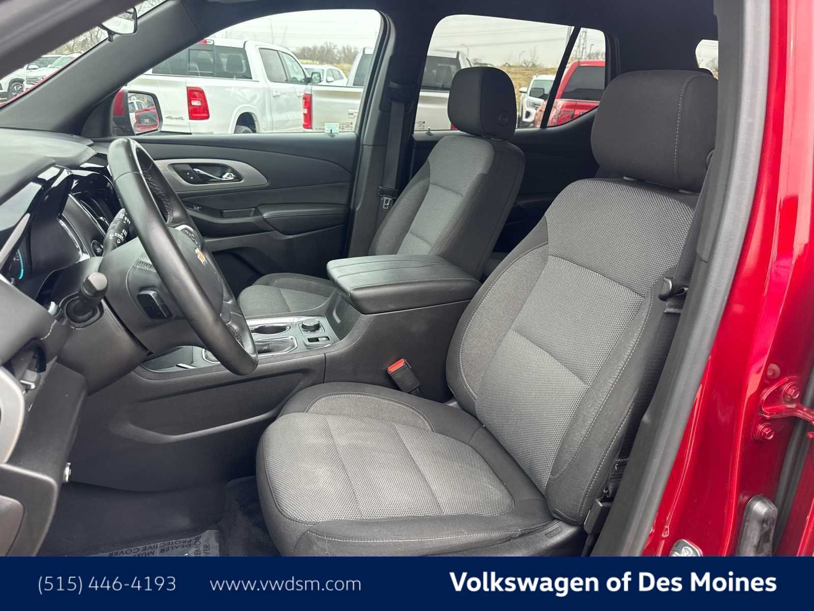 Thumbnail: 2023 Chevrolet Traverse - 11