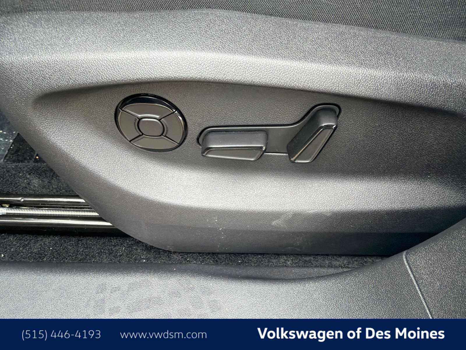 Thumbnail: 2026 Volkswagen Tiguan - 24