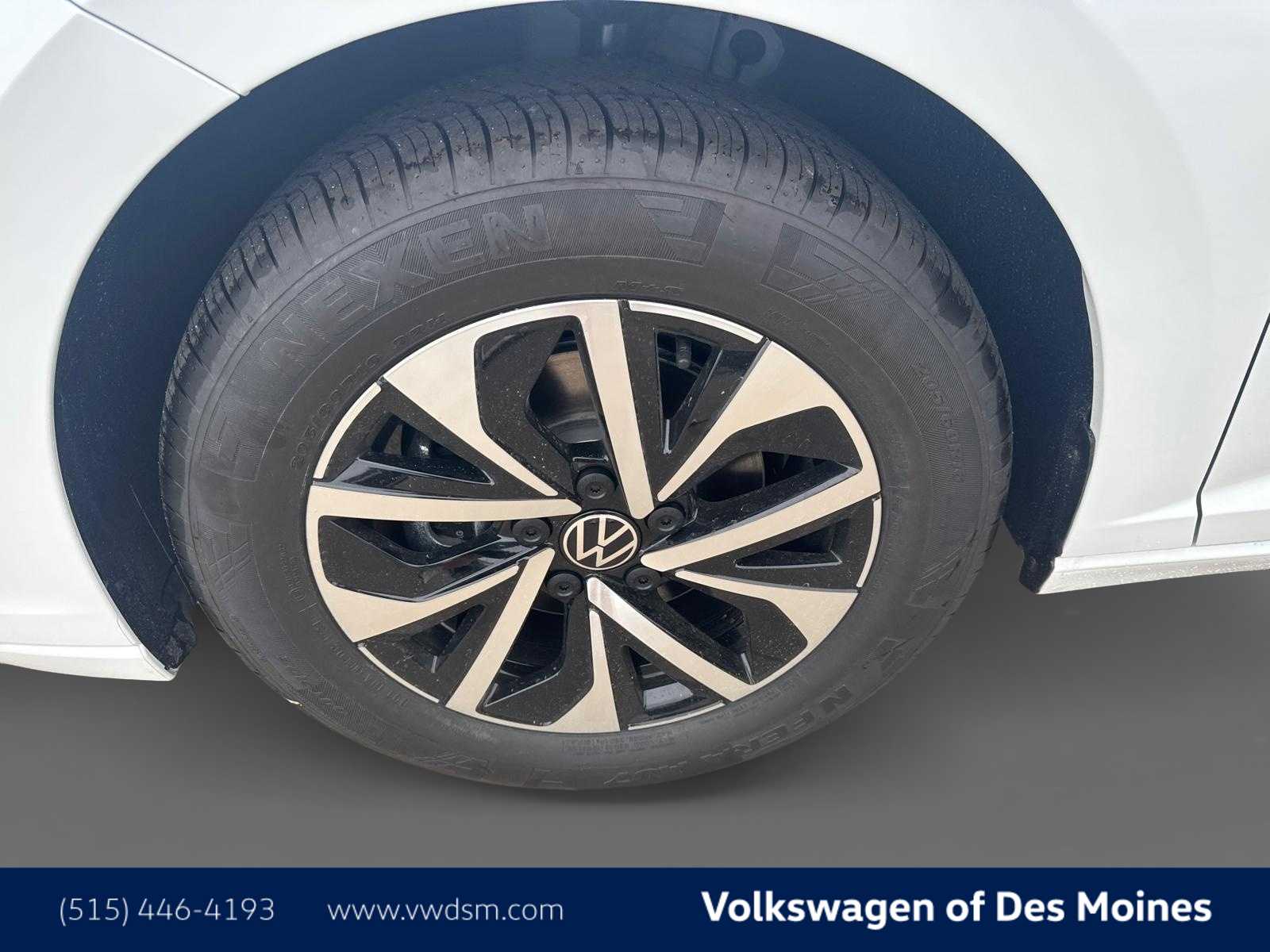 Thumbnail: 2025 Volkswagen Jetta - 8