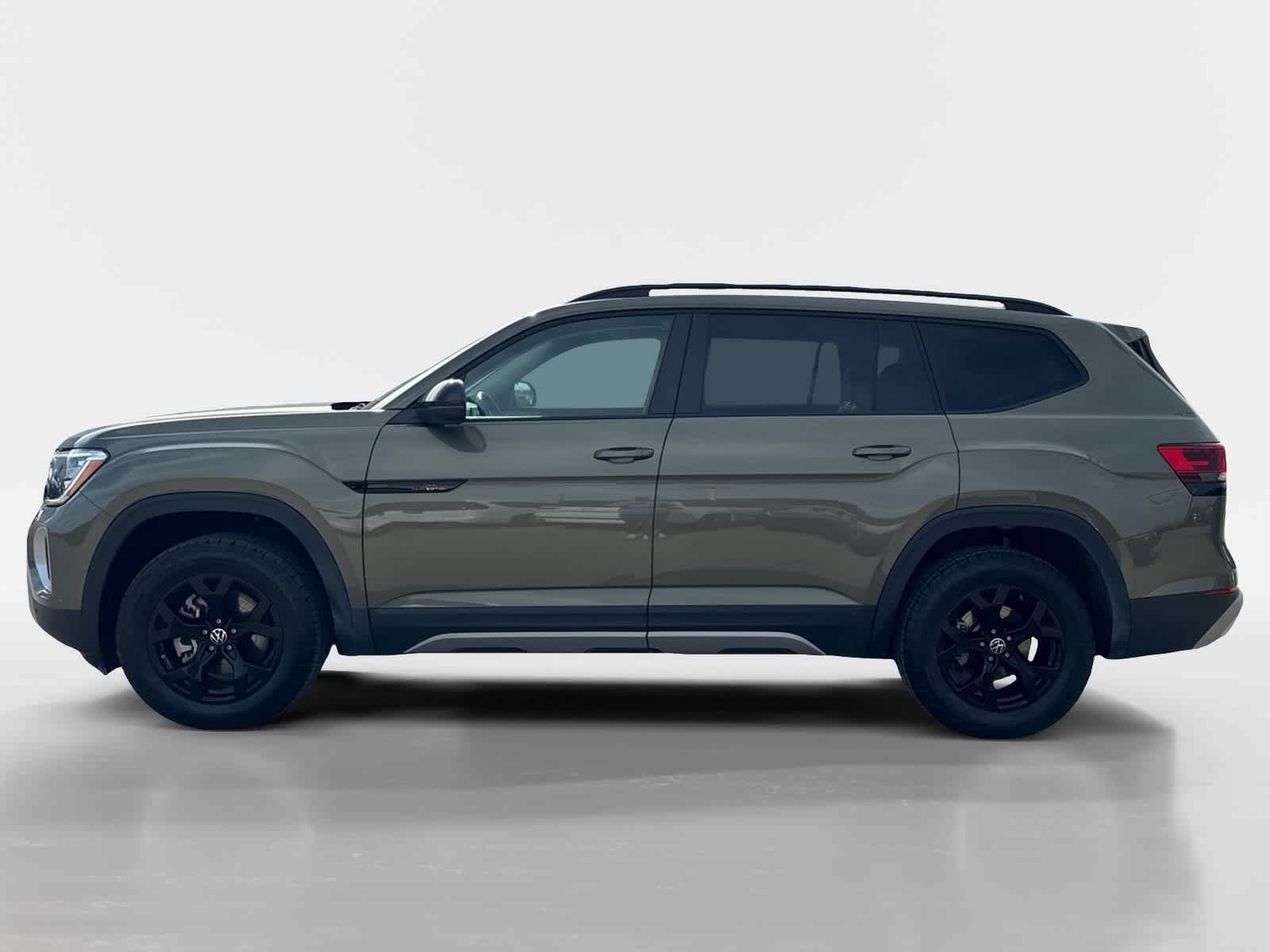 Thumbnail: 2024 Volkswagen Atlas - 3