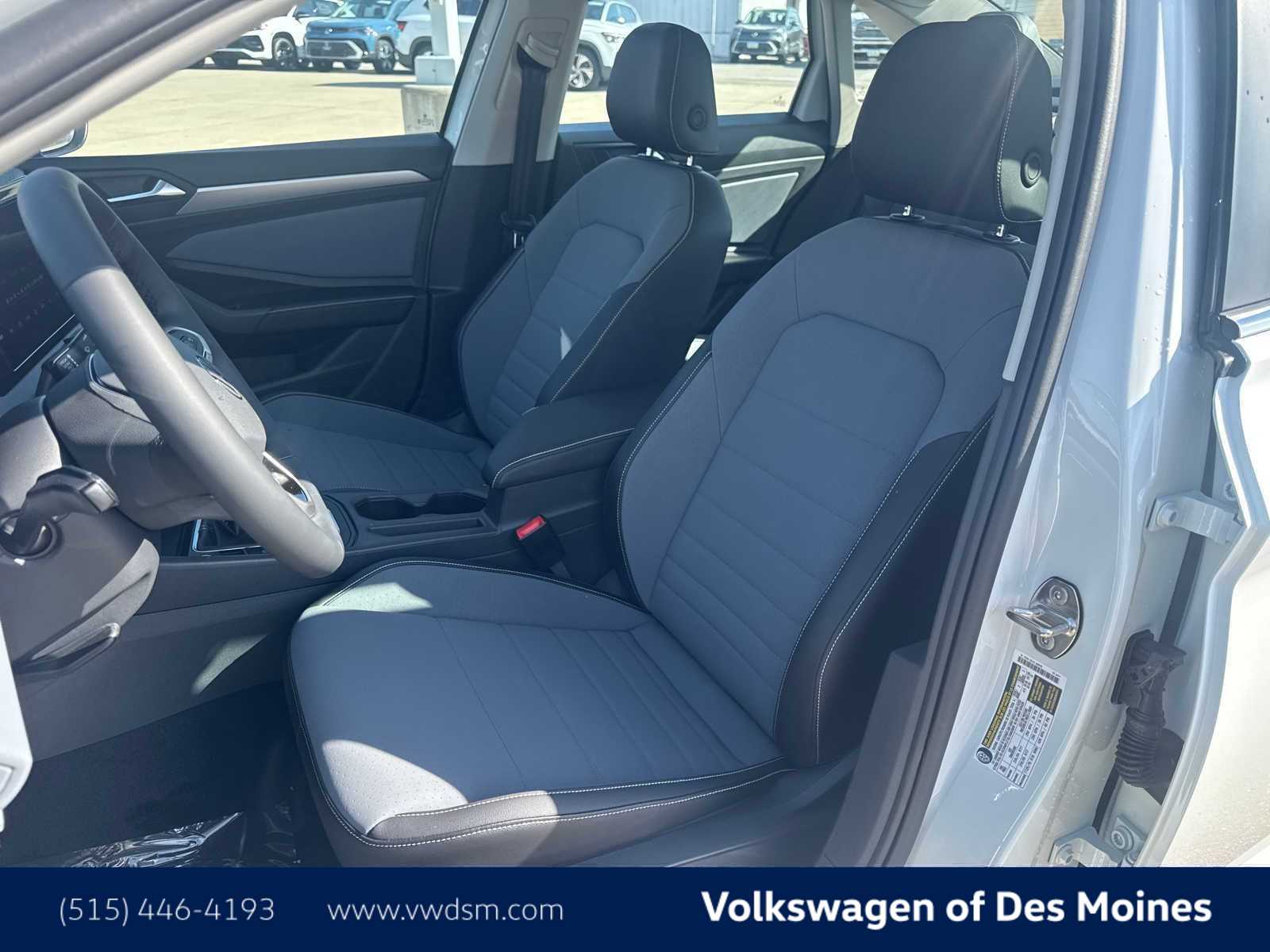 Thumbnail: 2026 Volkswagen Jetta - 11