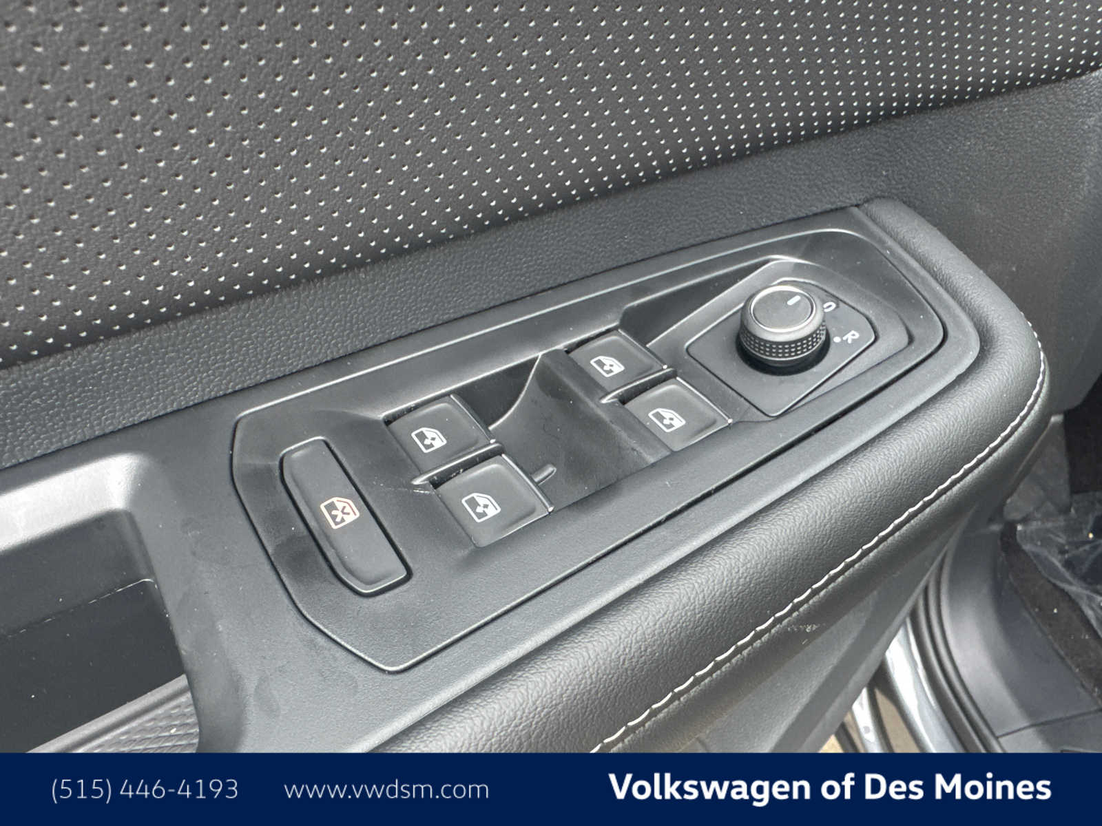 Thumbnail: 2025 Volkswagen Atlas - 24