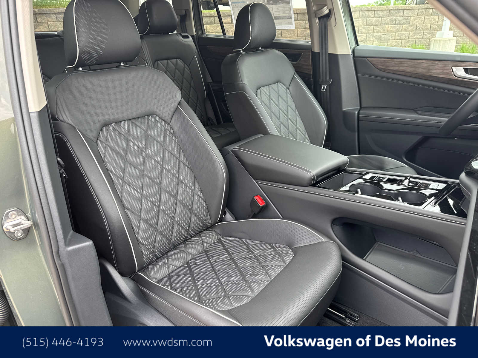 2025 Volkswagen Atlas SEL 15