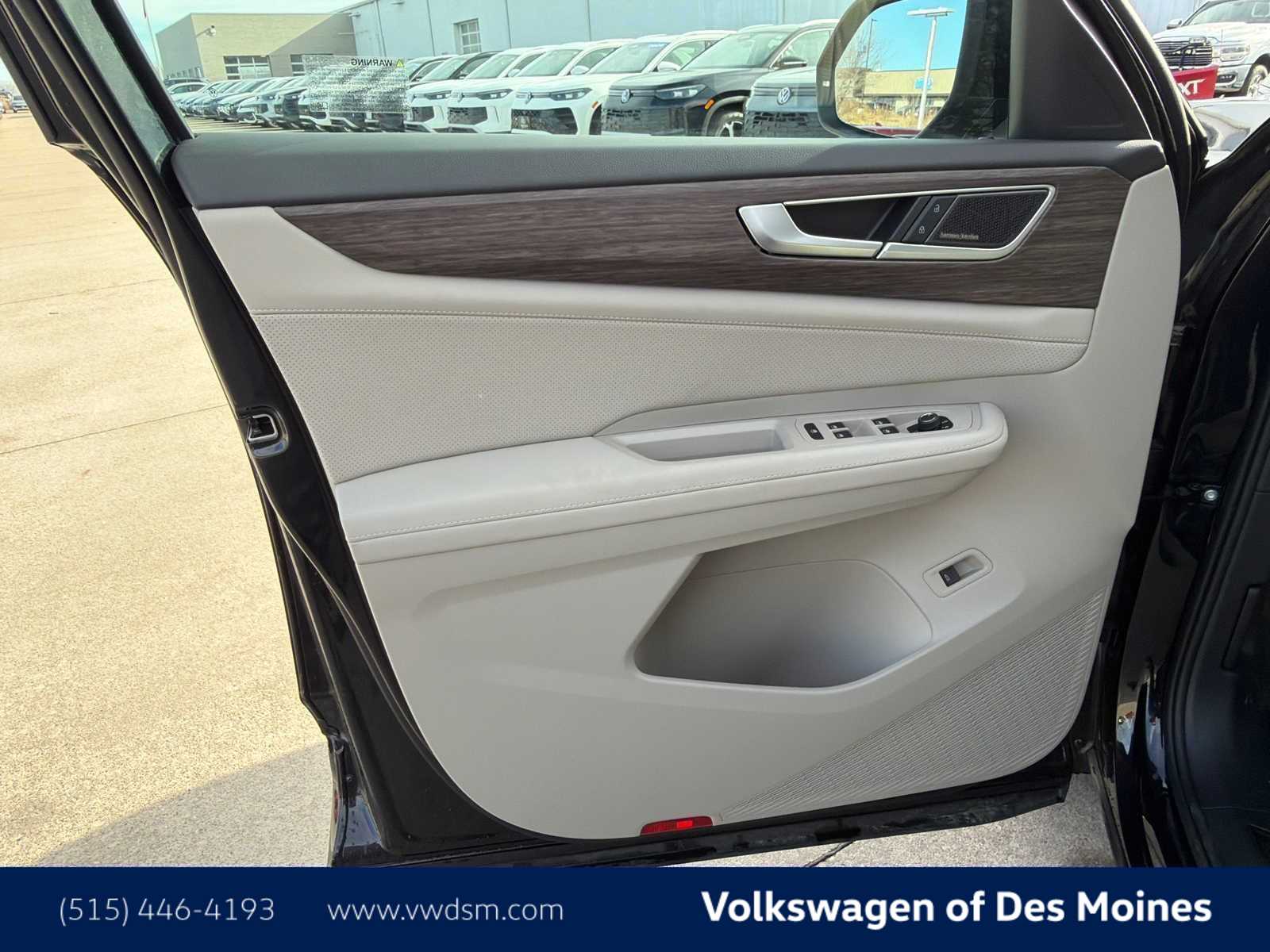 Thumbnail: 2026 Volkswagen Atlas - 23