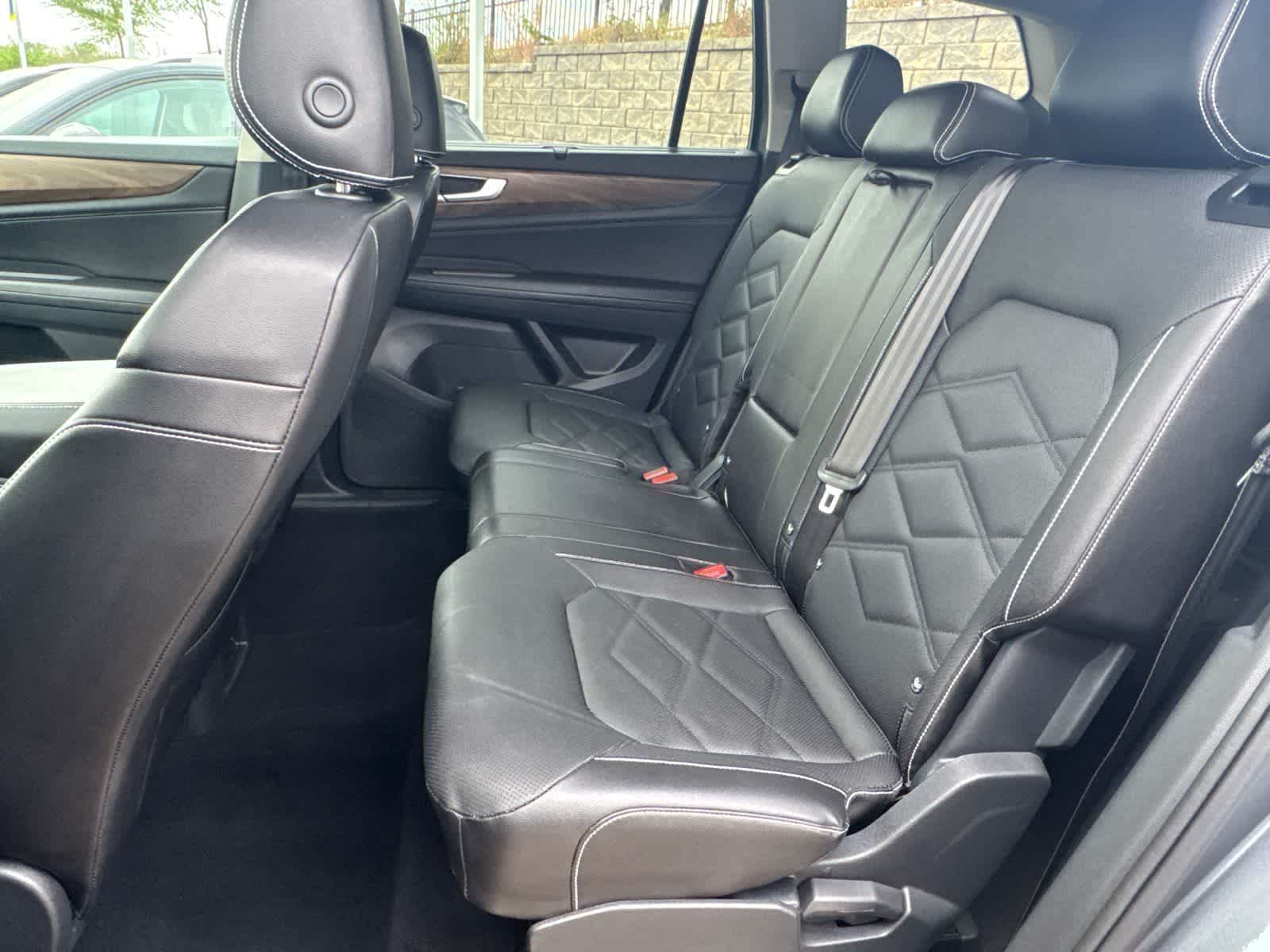 Thumbnail: 2025 Volkswagen Atlas - 12