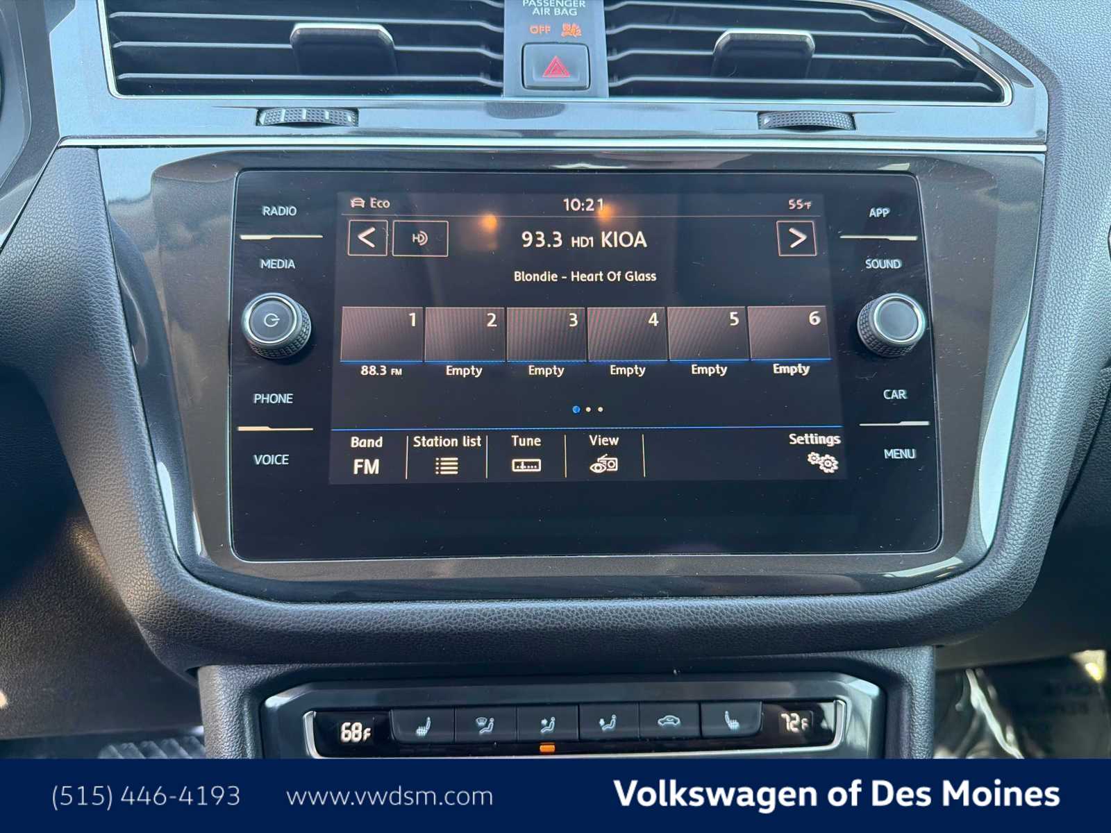 Thumbnail: 2019 Volkswagen Tiguan - 17