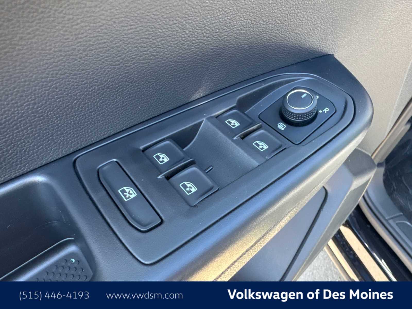 Thumbnail: 2025 Volkswagen Taos - 23