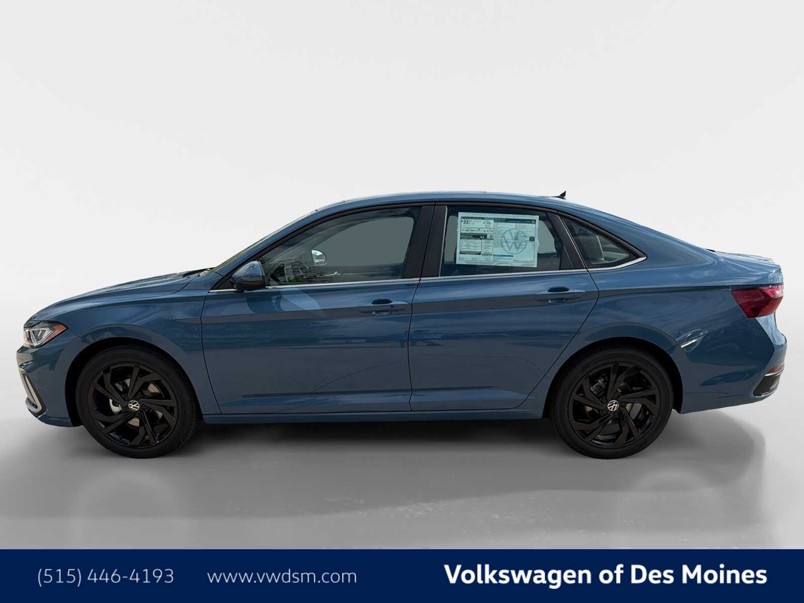 Thumbnail: 2026 Volkswagen Jetta - 3