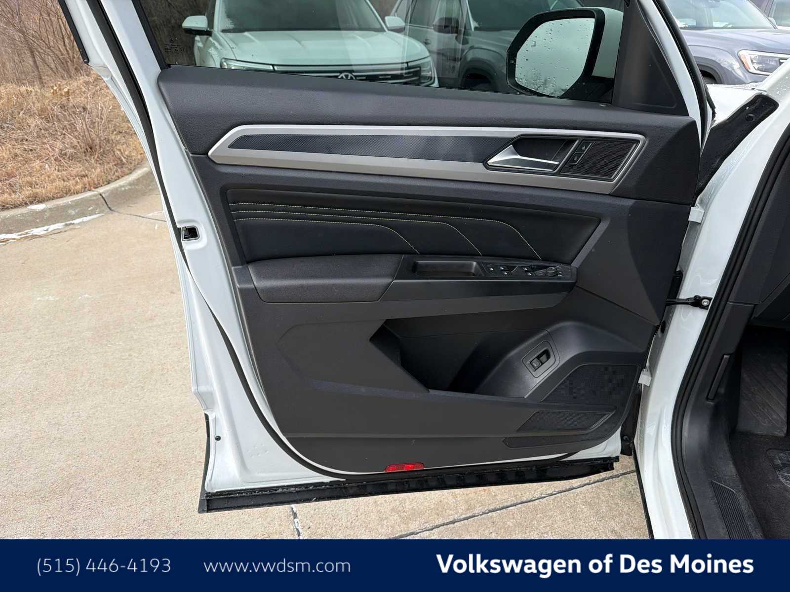 Thumbnail: 2020 Volkswagen Atlas - 22