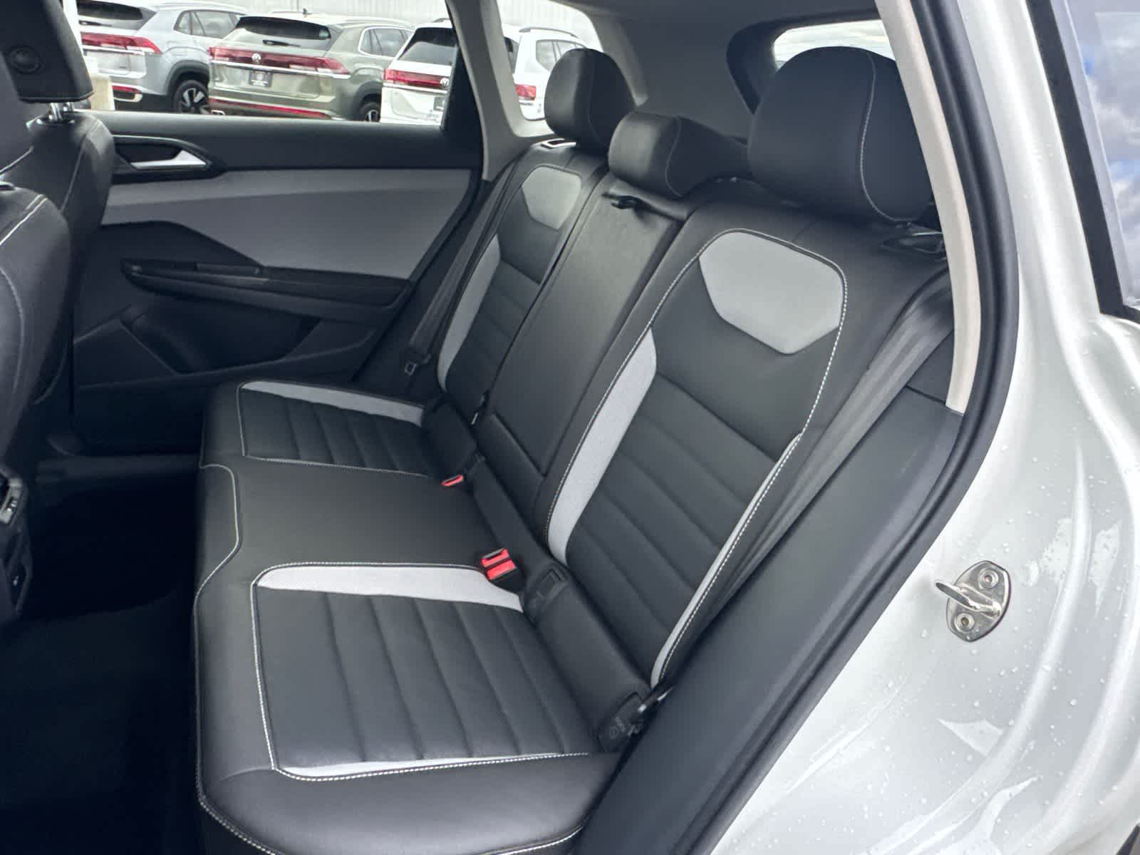 Thumbnail: 2024 Volkswagen Taos - 12