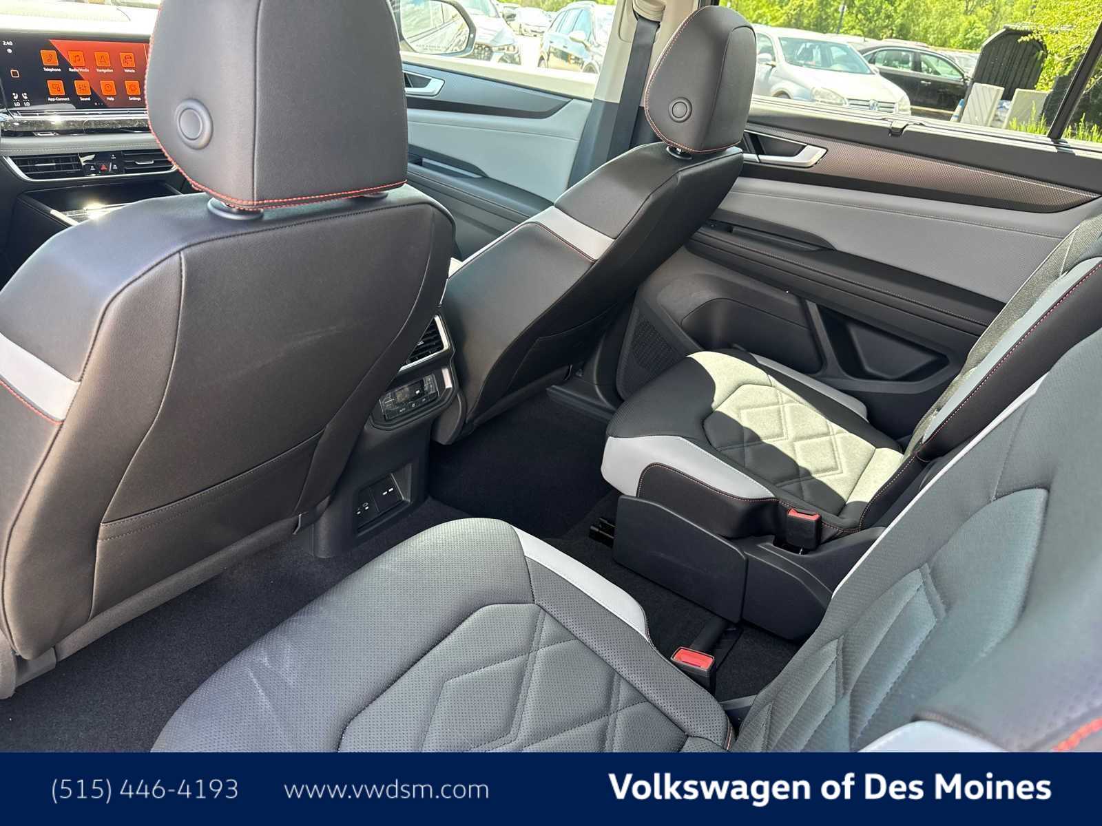 Thumbnail: 2025 Volkswagen Atlas - 13