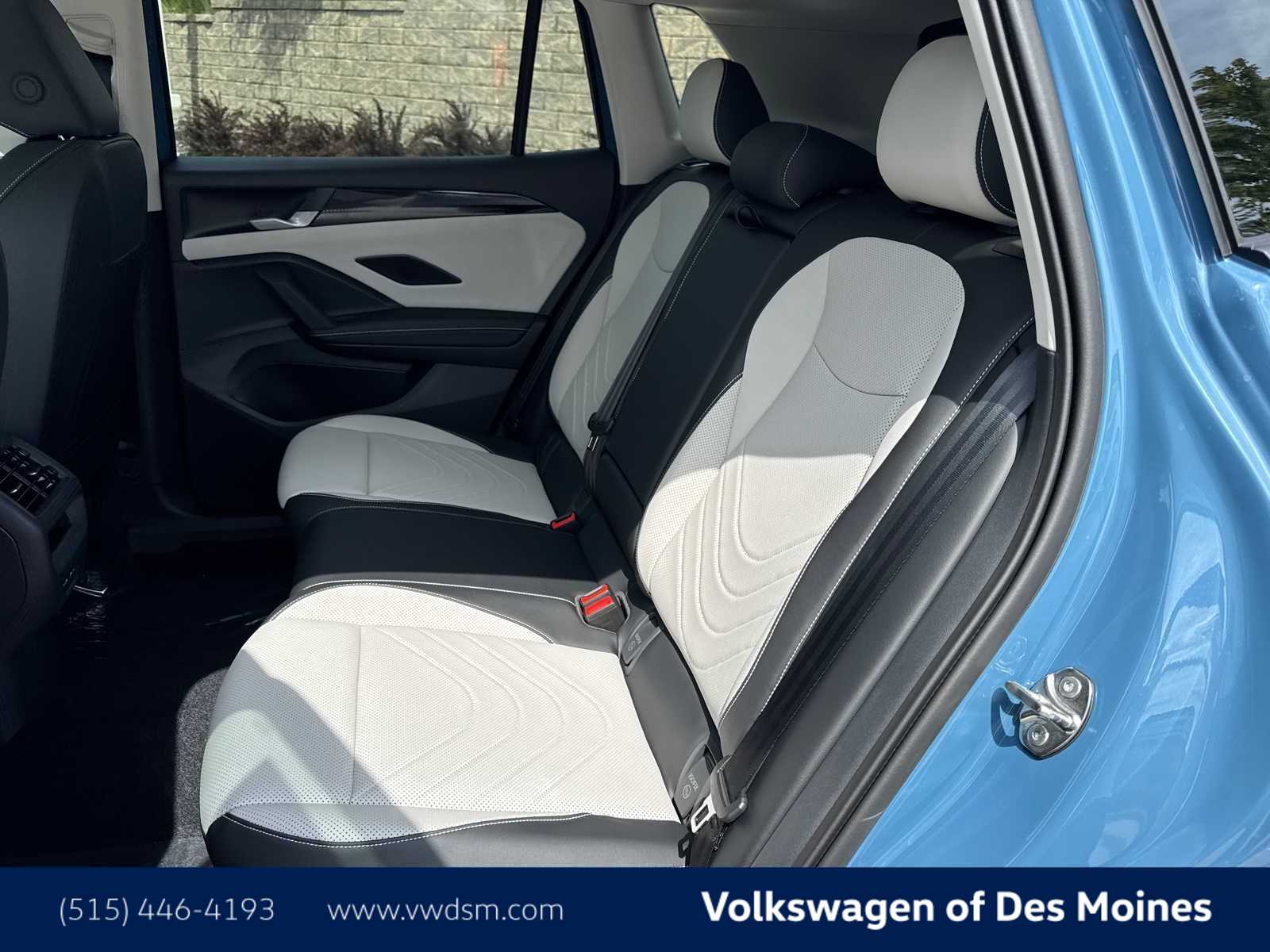 Thumbnail: 2025 Volkswagen Tiguan - 12