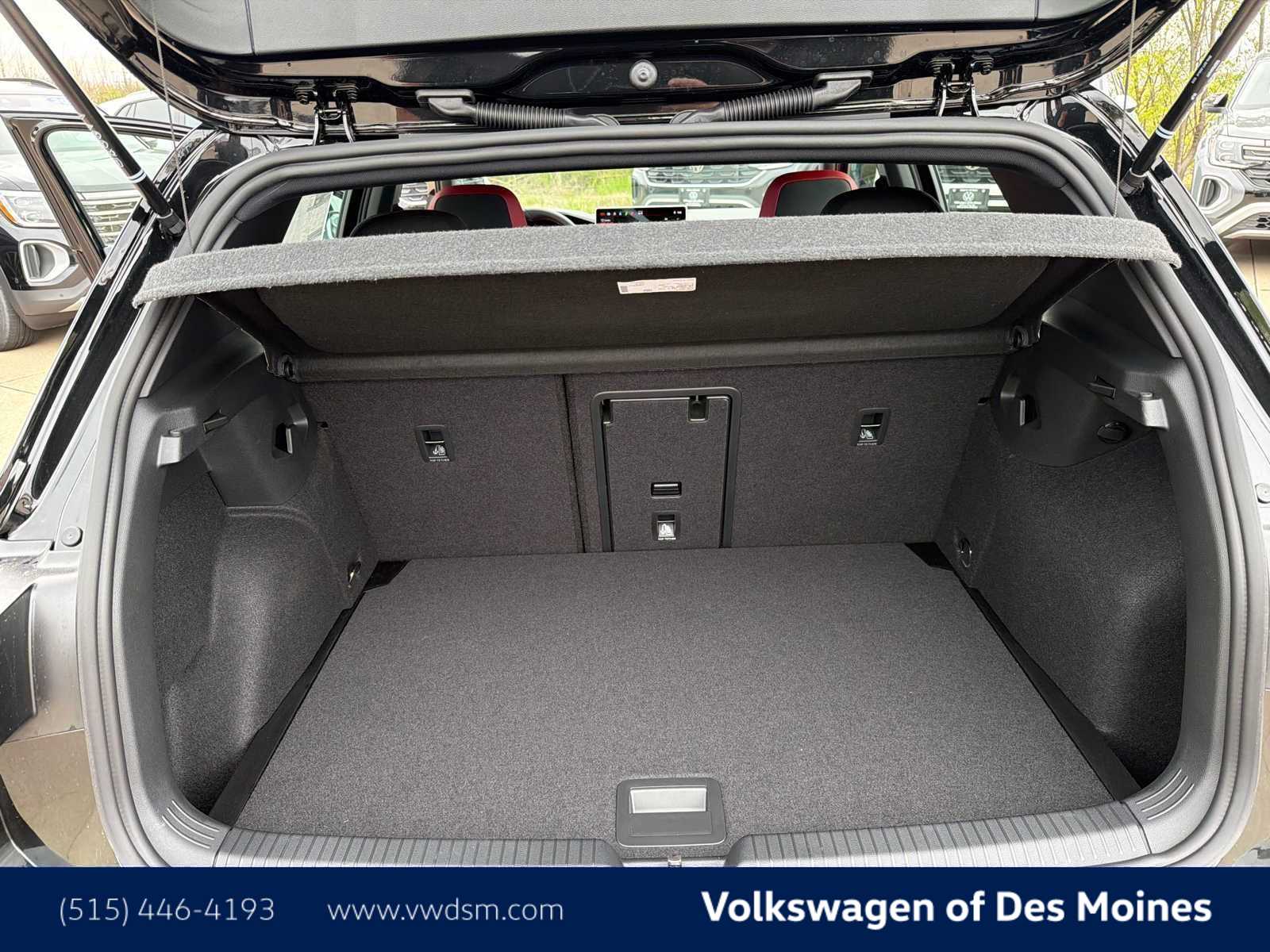 Thumbnail: 2026 Volkswagen Golf - 19