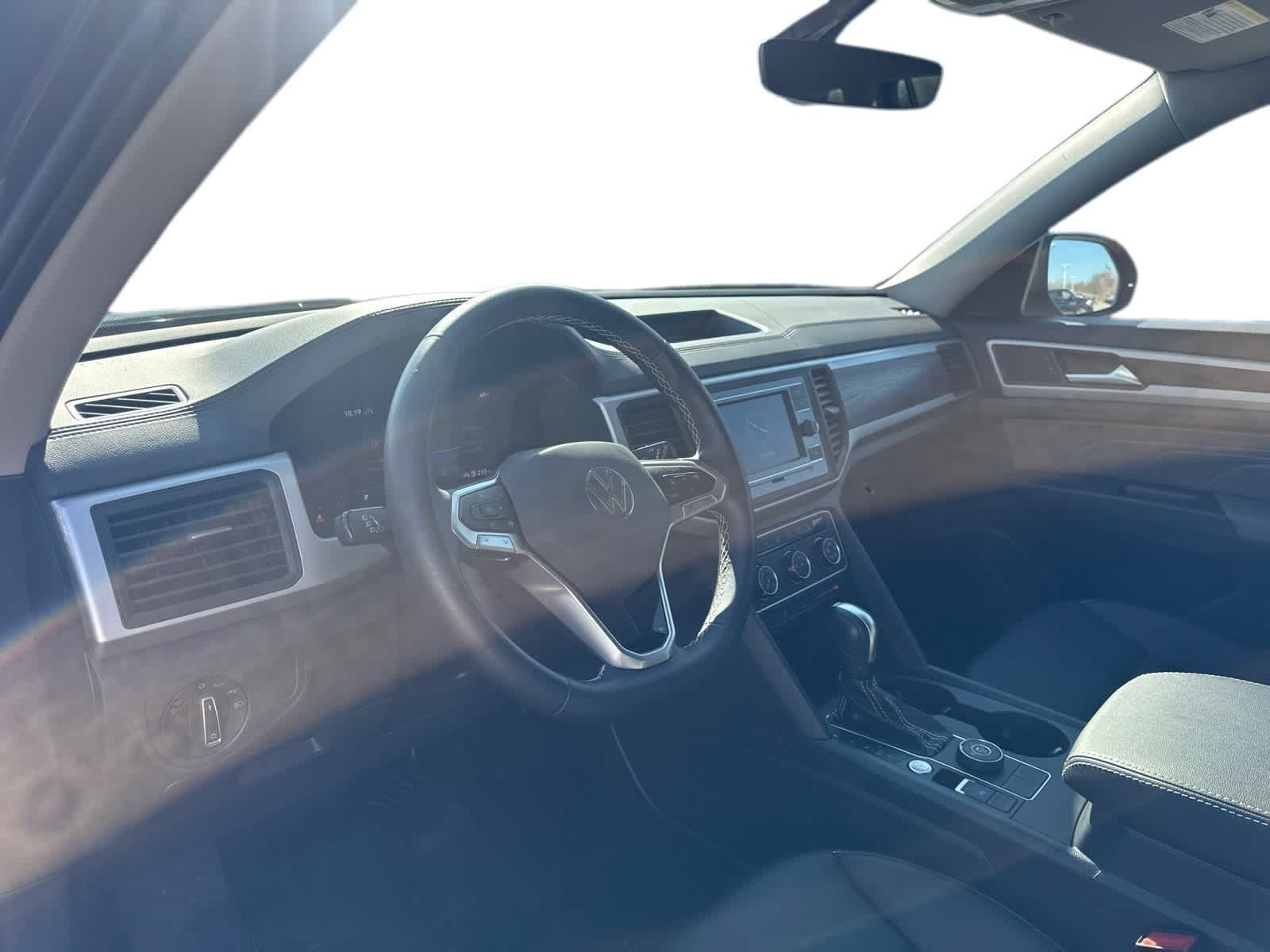 Thumbnail: 2023 Volkswagen Atlas - 2