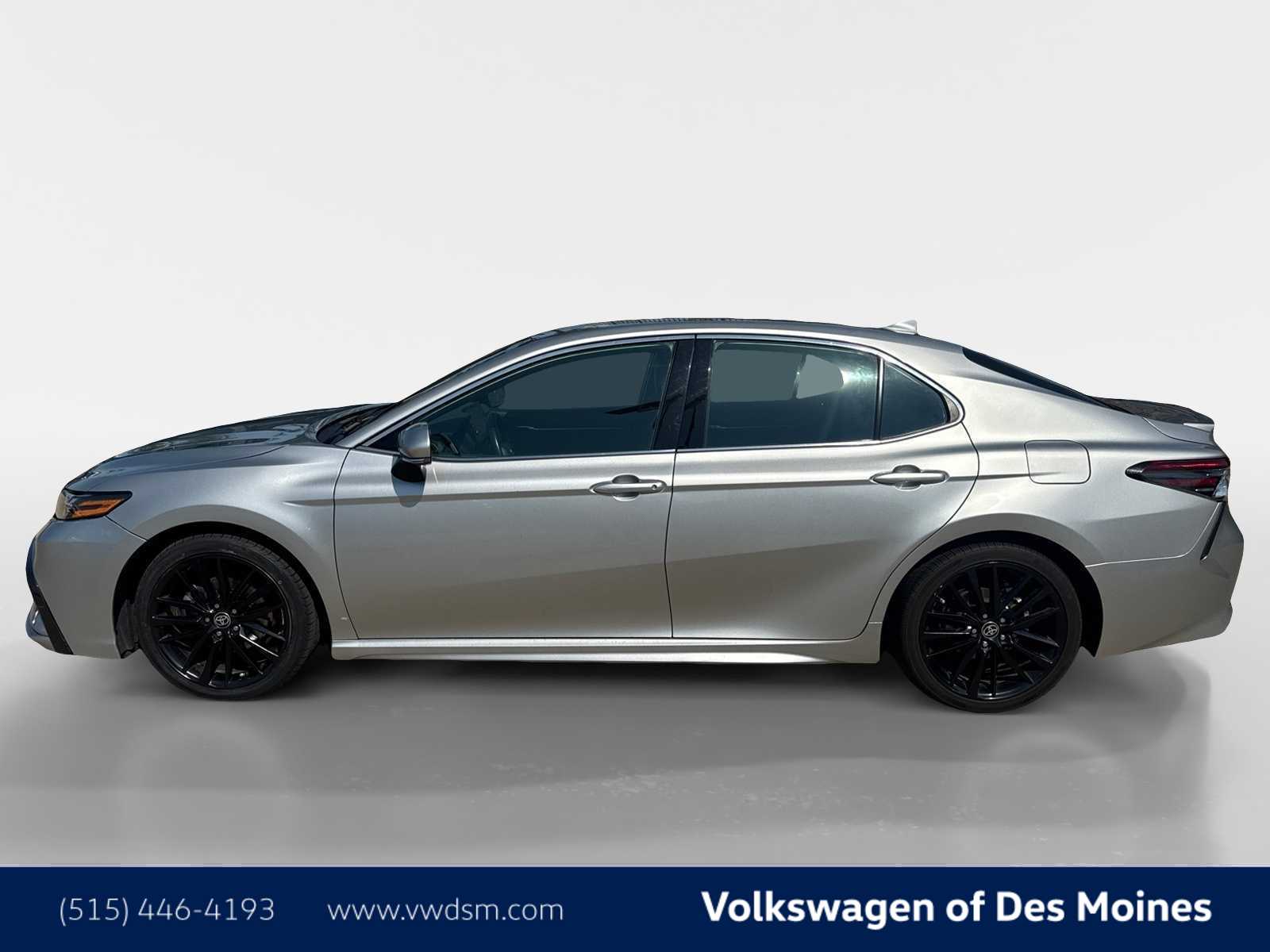 Thumbnail: 2022 Toyota Camry - 3