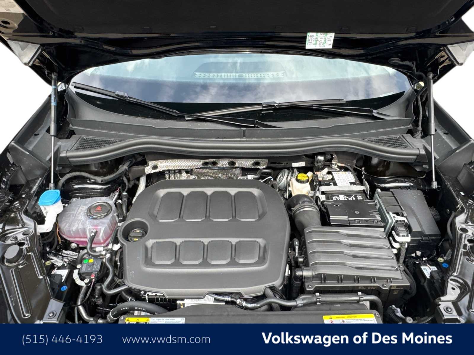 Thumbnail: 2025 Volkswagen Tiguan - 8