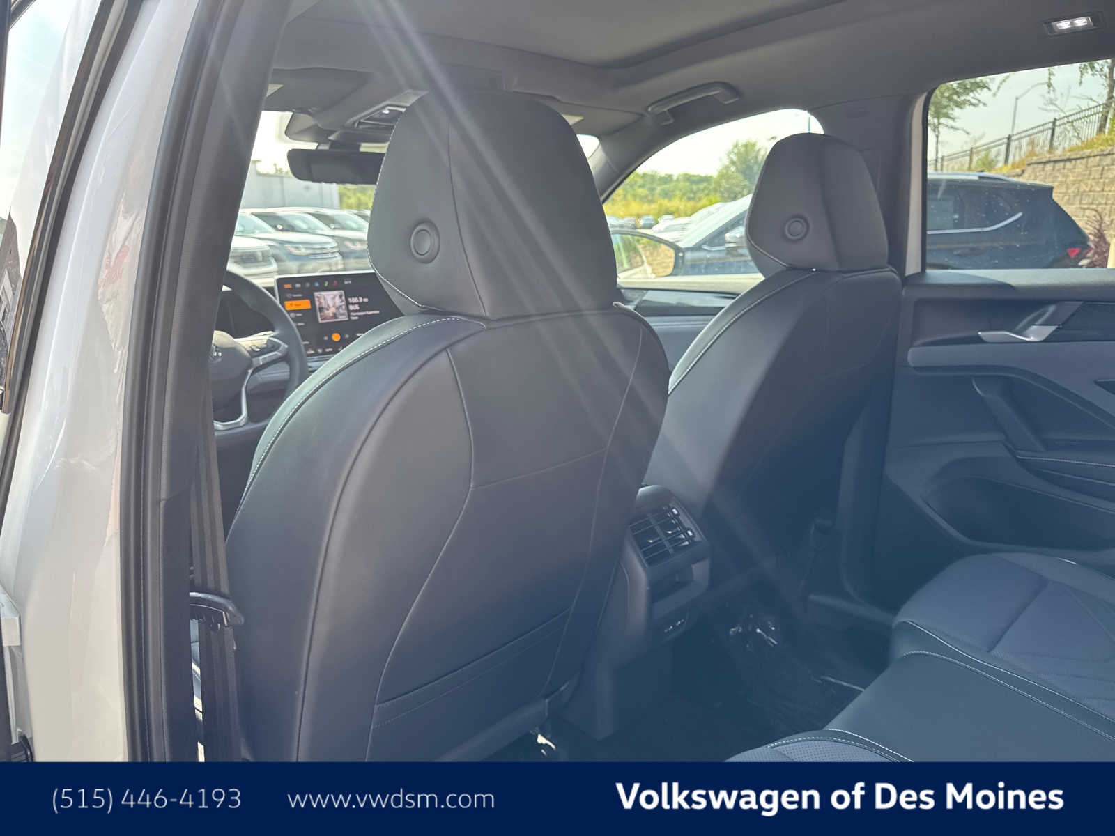 Thumbnail: 2025 Volkswagen Tiguan - 13