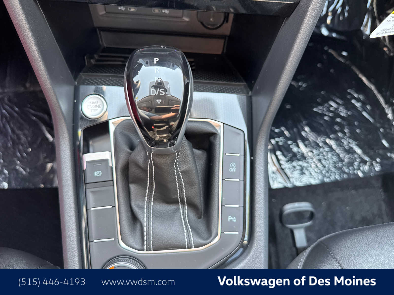 Thumbnail: 2025 Volkswagen Taos - 16