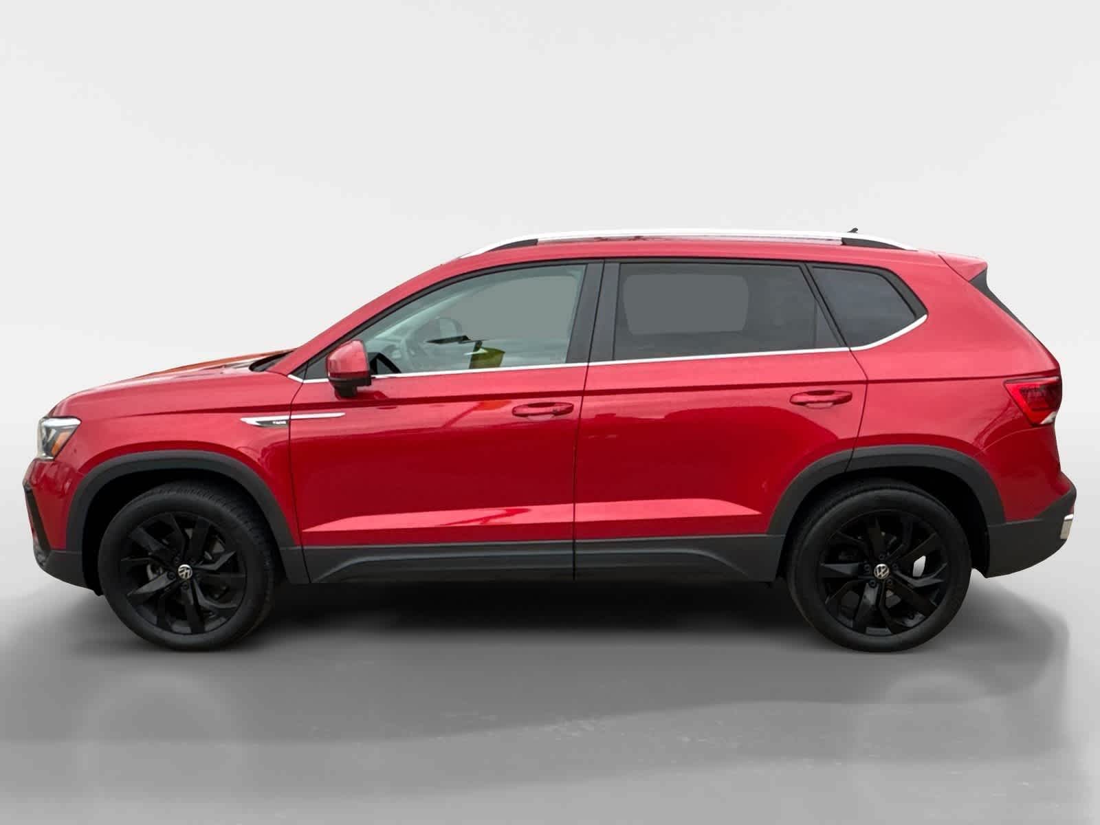 Thumbnail: 2022 Volkswagen Taos - 3