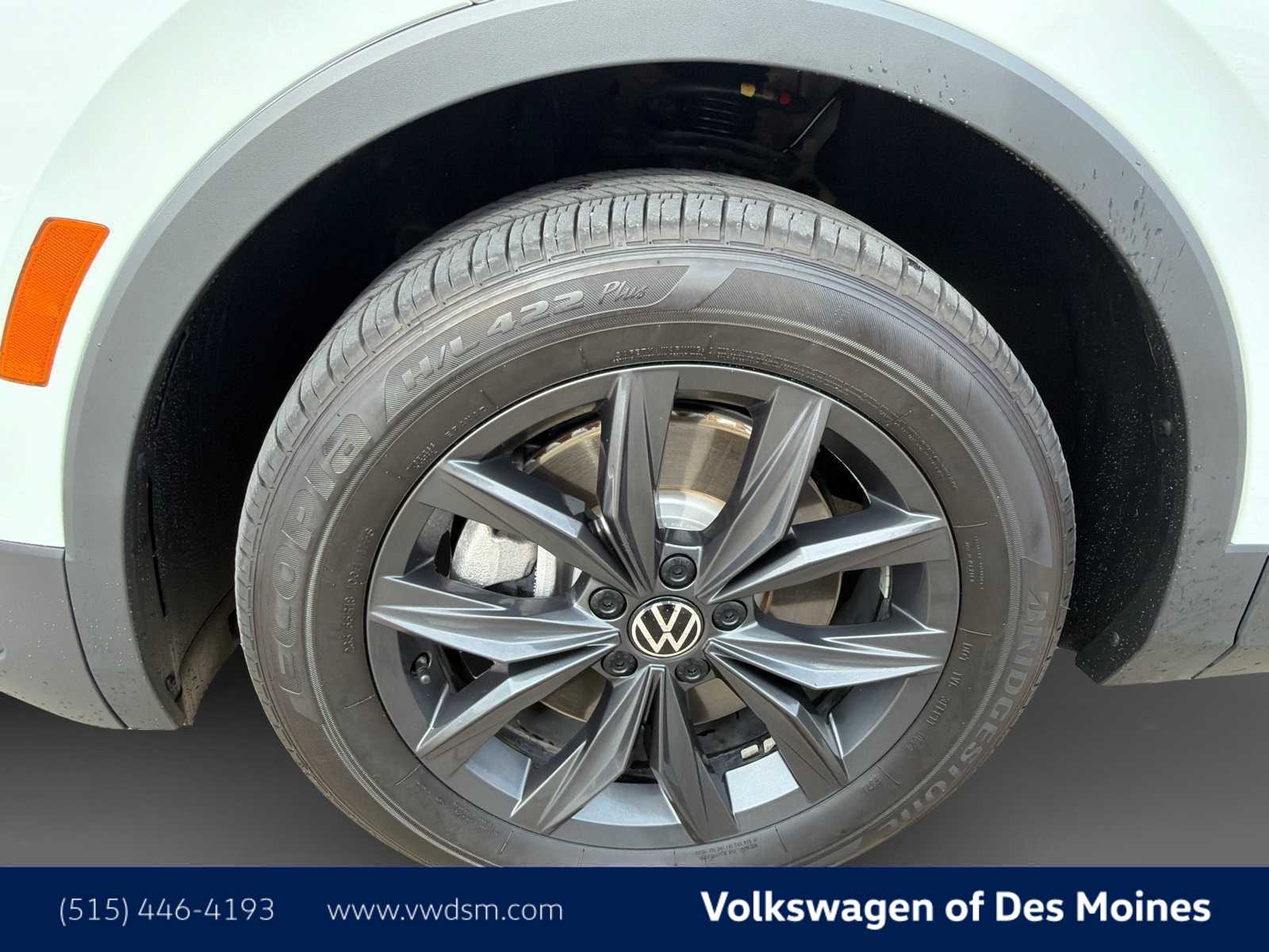 Thumbnail: 2024 Volkswagen Tiguan - 8