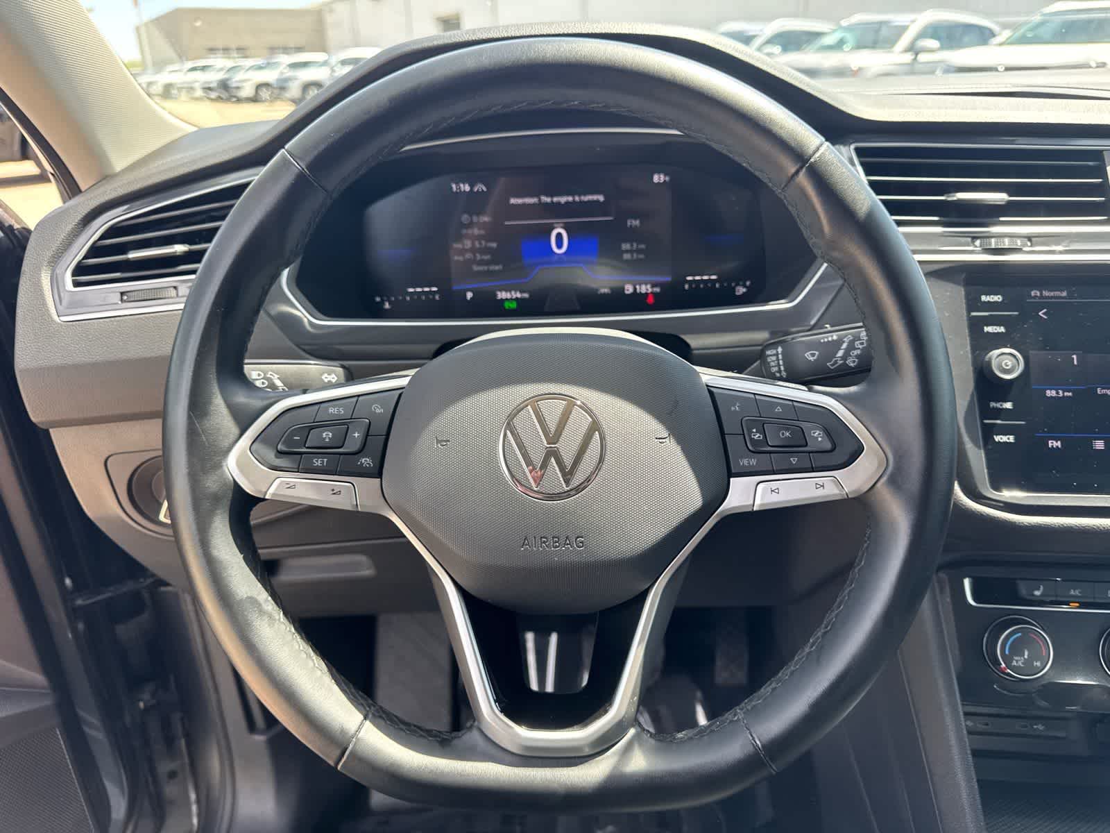 Thumbnail: 2024 Volkswagen Tiguan - 15