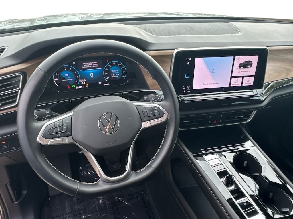 Certified 2025 Volkswagen Atlas 2.0T SE w/Technology SUV