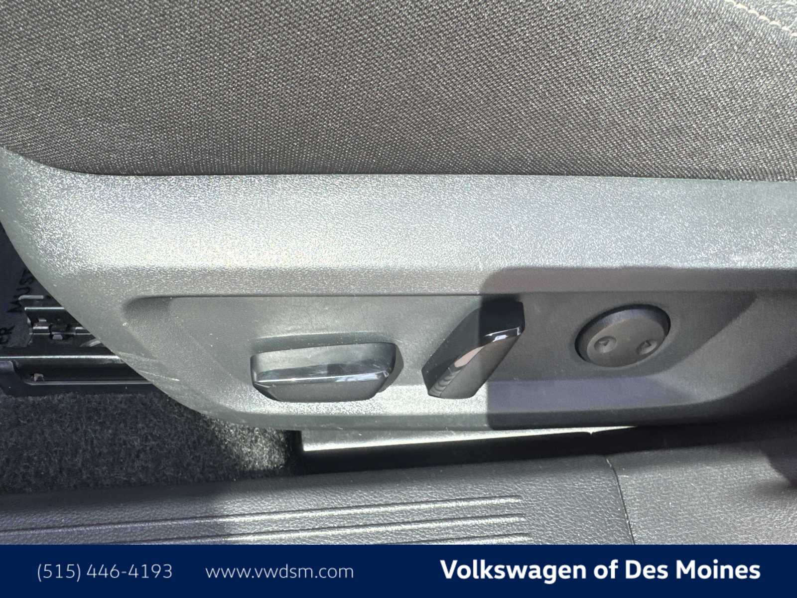 Thumbnail: 2023 Nissan Rogue - 24