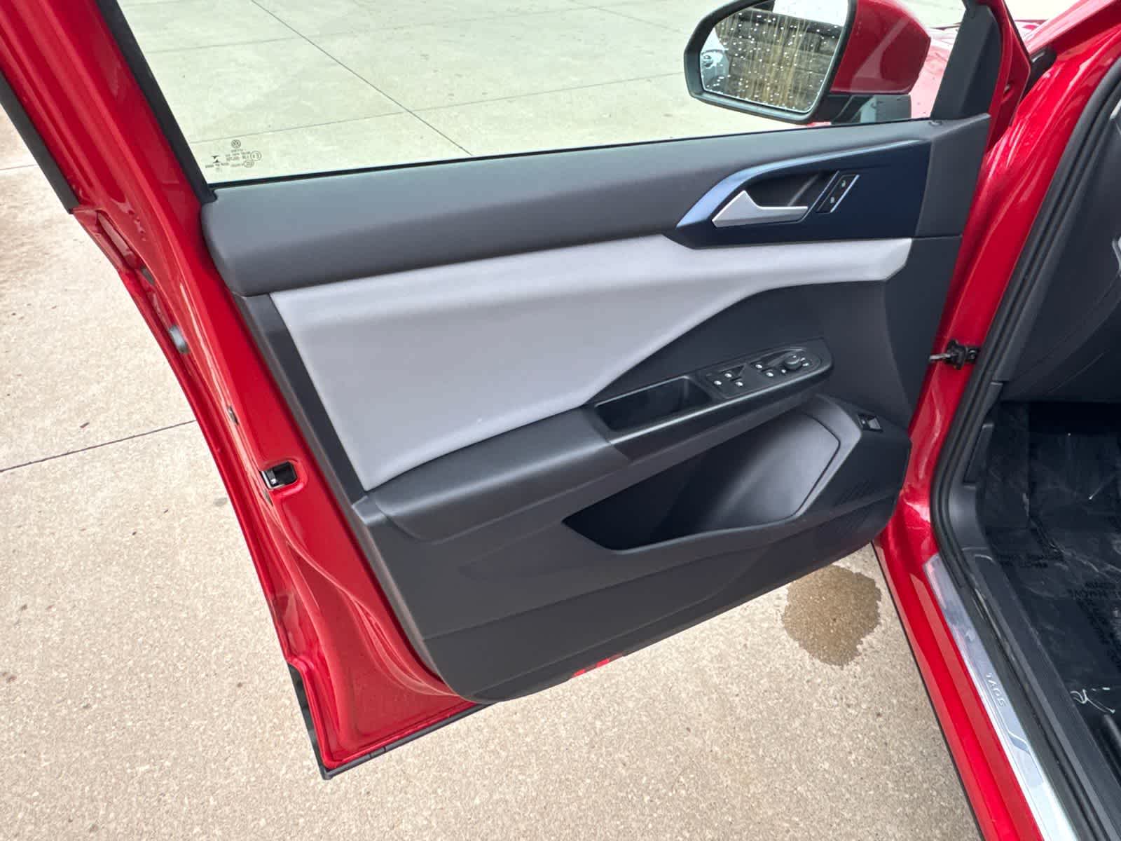 Thumbnail: 2022 Volkswagen Taos - 22