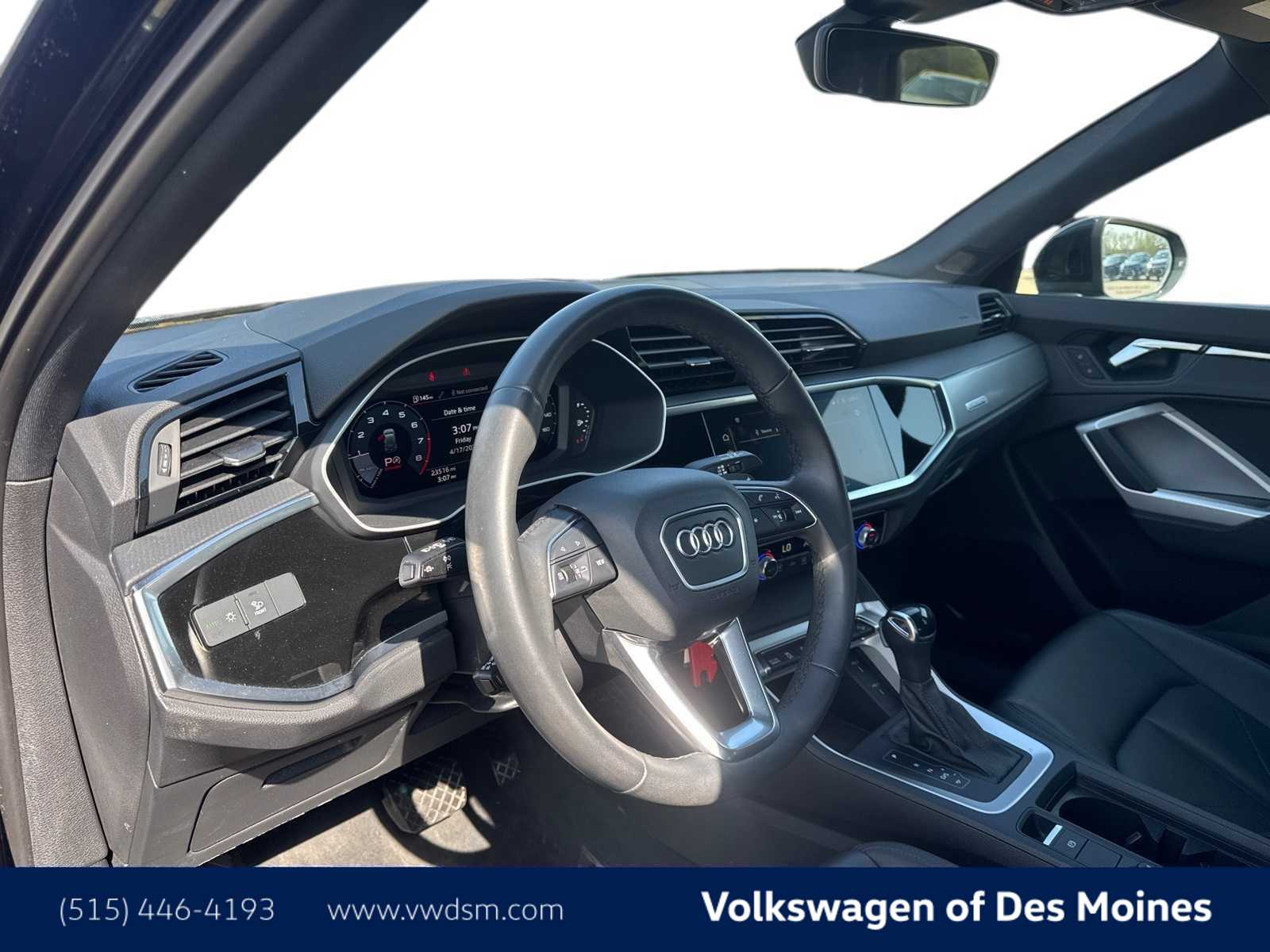 Thumbnail: 2025 Audi Q3 - 2