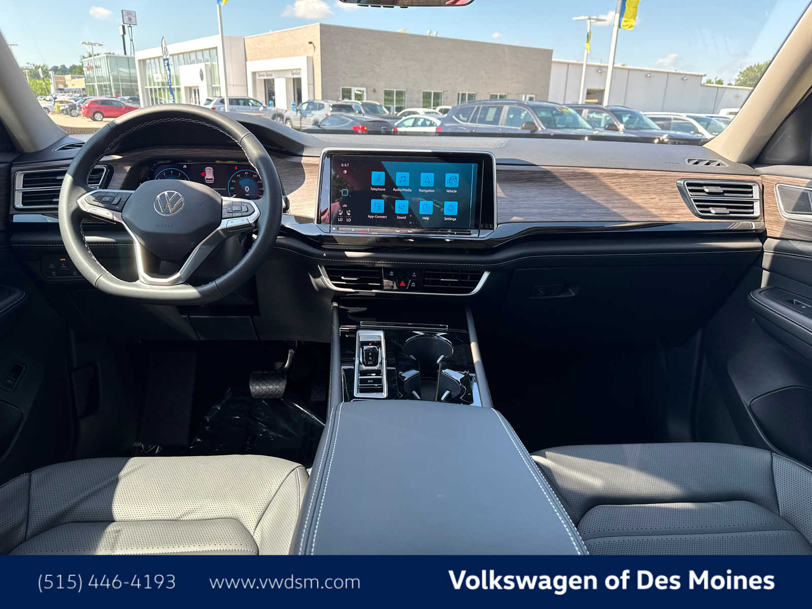 Thumbnail: 2025 Volkswagen Atlas - 10