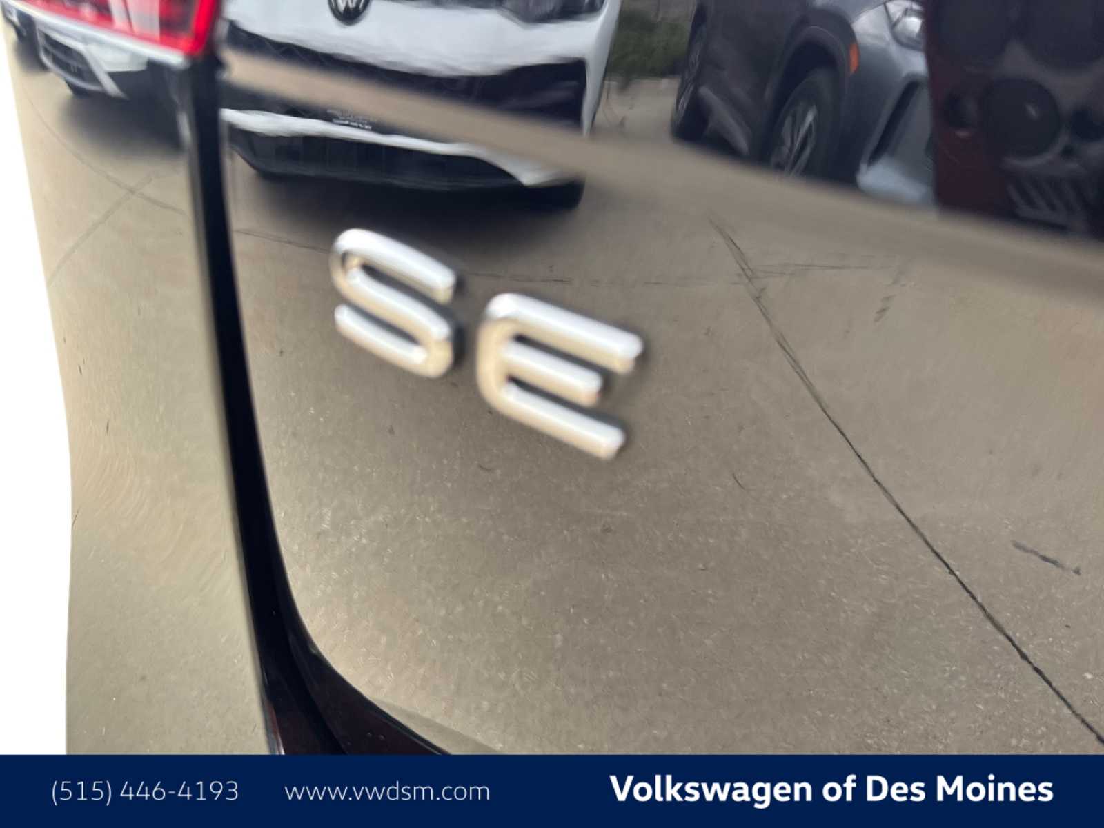 Thumbnail: 2023 Volkswagen Tiguan - 6