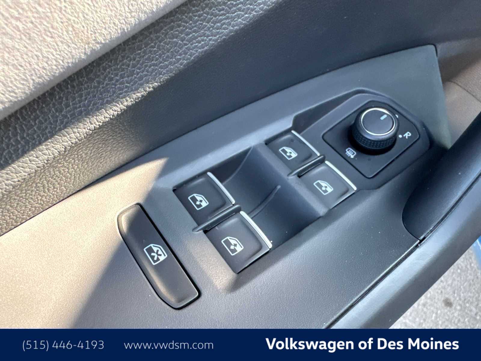 Thumbnail: 2025 Volkswagen Jetta - 23