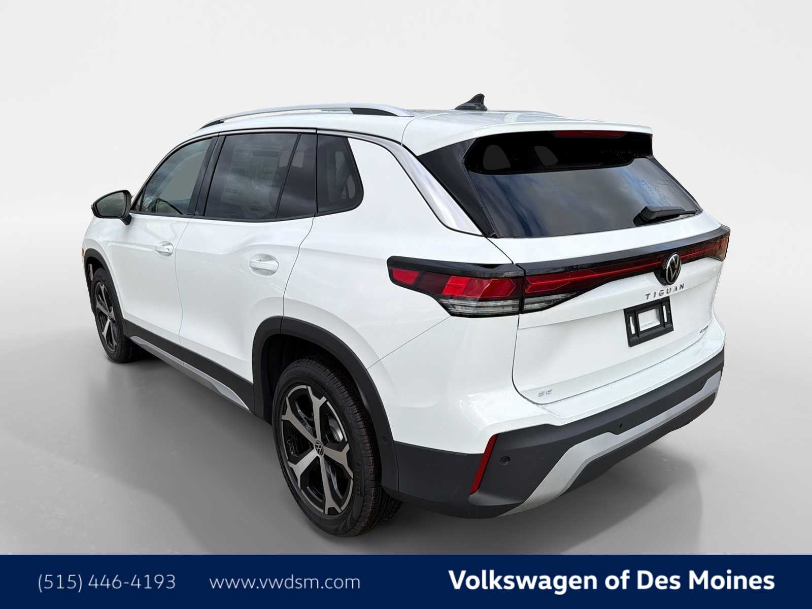 Thumbnail: 2026 Volkswagen Tiguan - 4