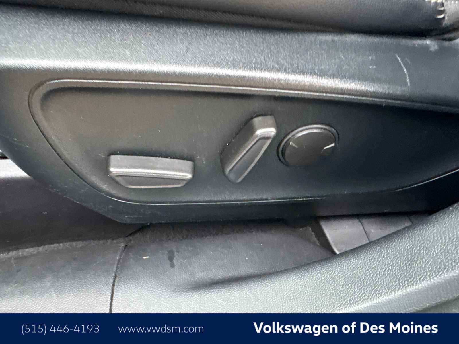 Thumbnail: 2020 Ford Escape - 24