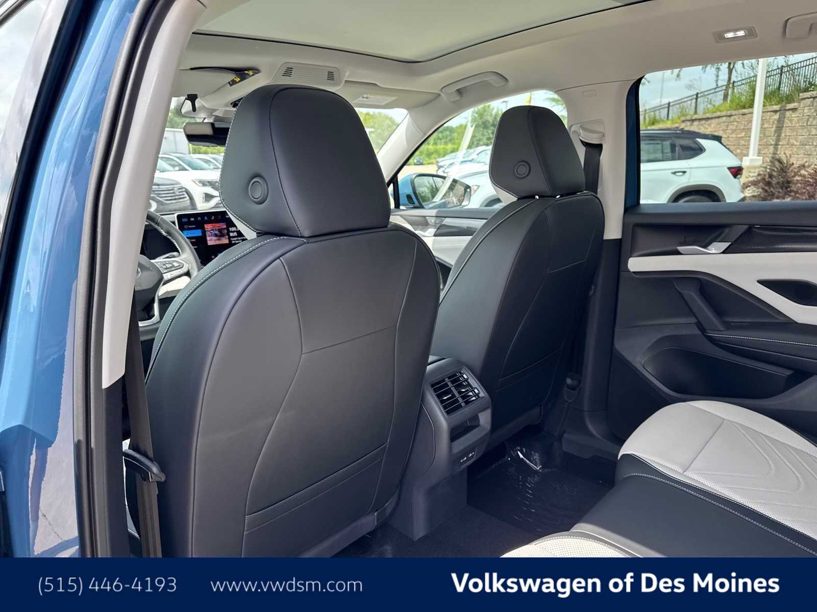 Thumbnail: 2025 Volkswagen Tiguan - 13