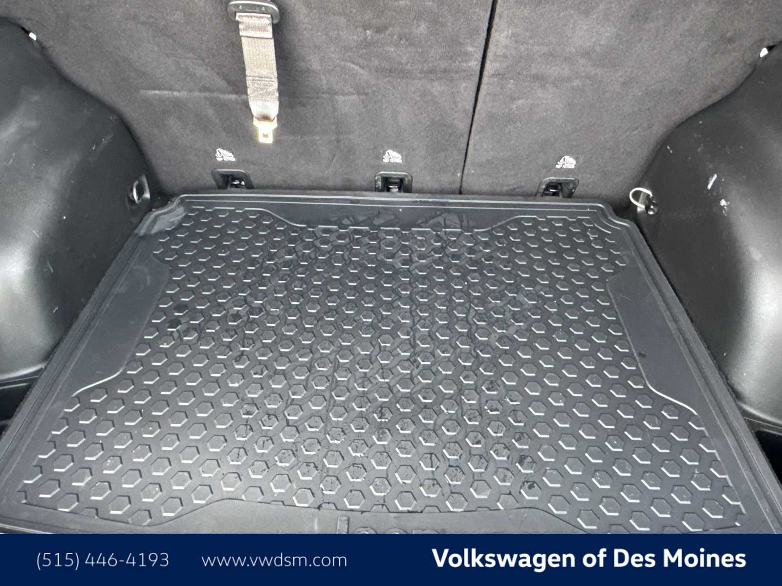 Thumbnail: 2020 Jeep Compass - 19