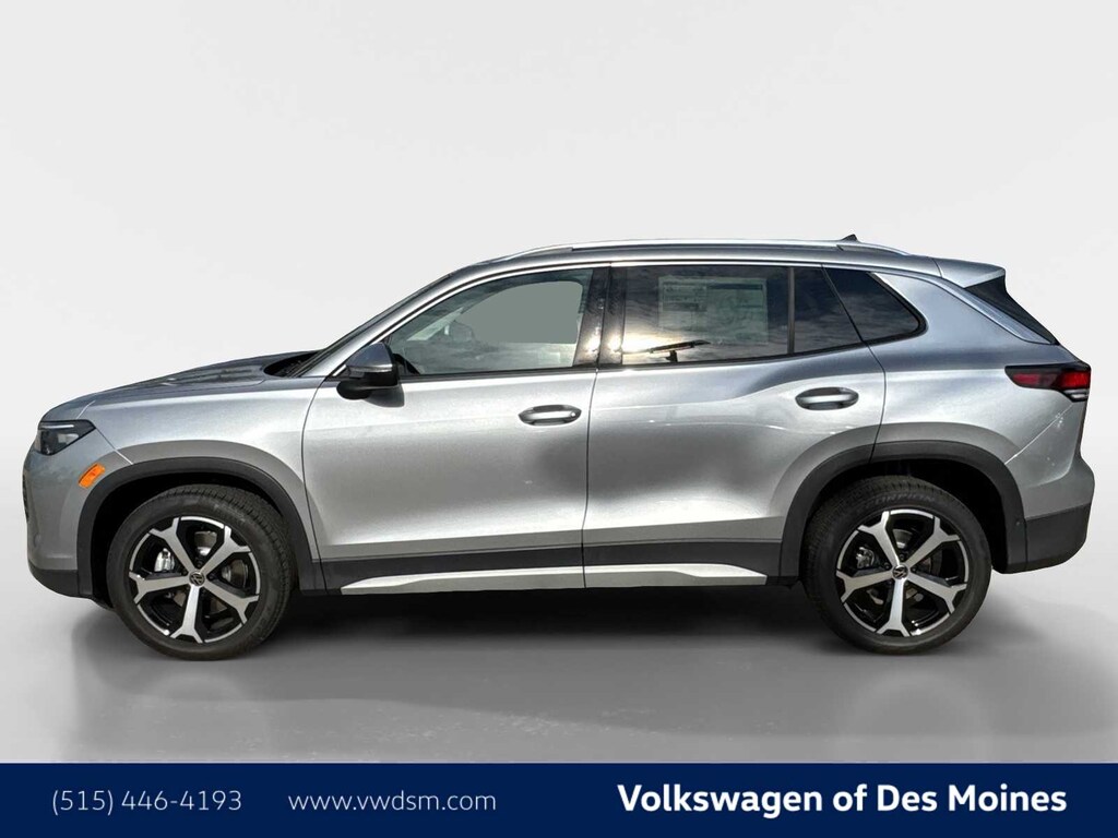 New 2025 Volkswagen Tiguan 2.0T SE SUV