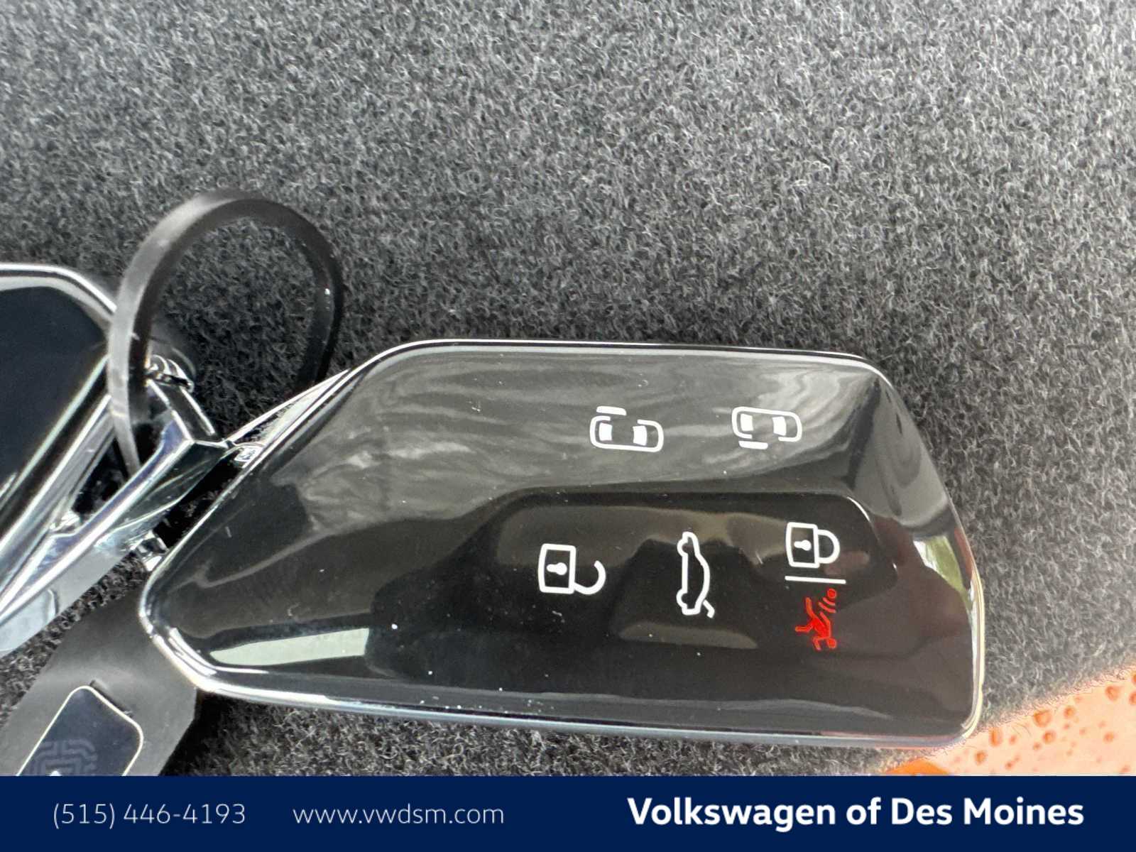 Thumbnail: 2025 Volkswagen ID.Buzz - 18