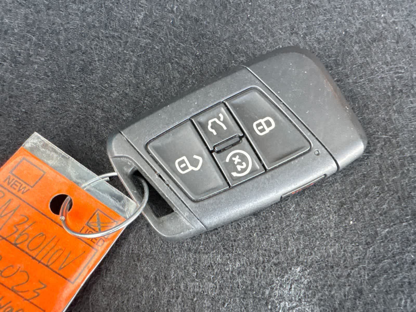 Thumbnail: 2023 Volkswagen Taos - 20