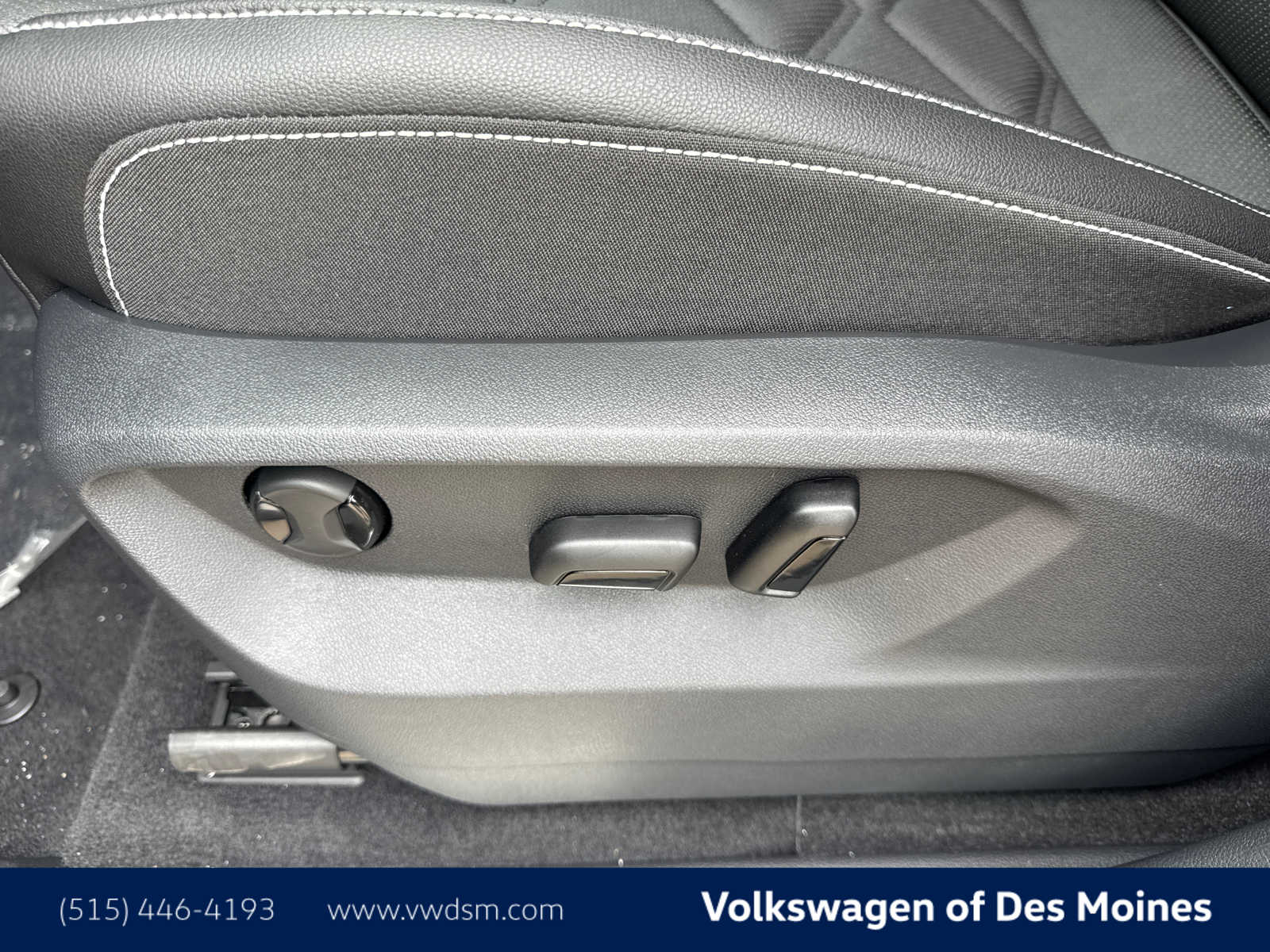 Thumbnail: 2025 Volkswagen Atlas - 25