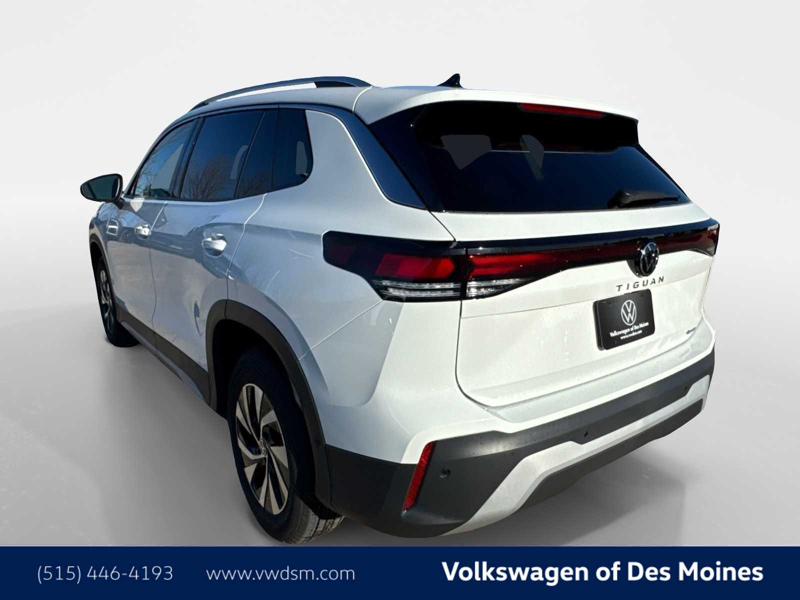 Thumbnail: 2026 Volkswagen Tiguan - 4