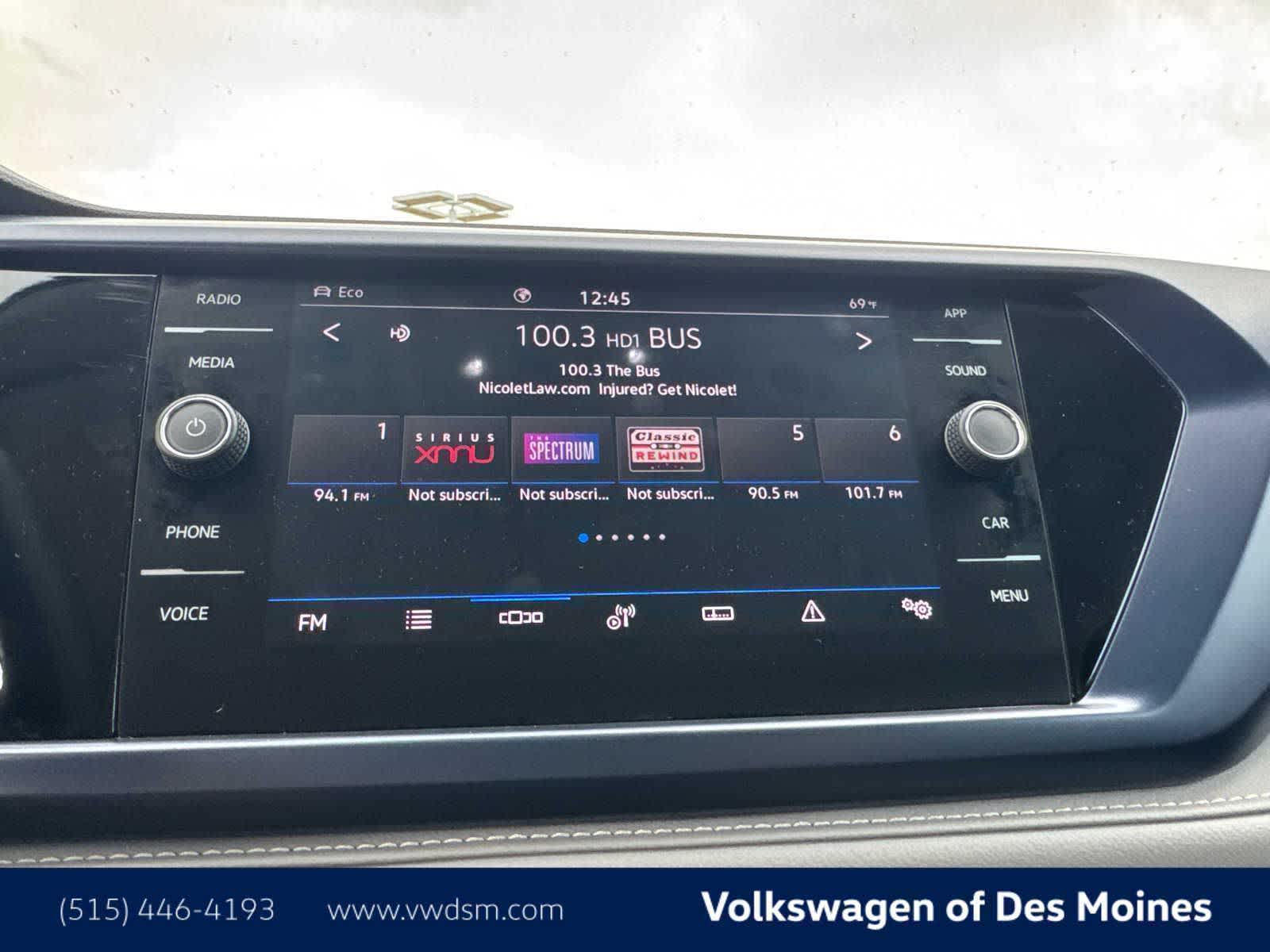 Thumbnail: 2024 Volkswagen Taos - 17