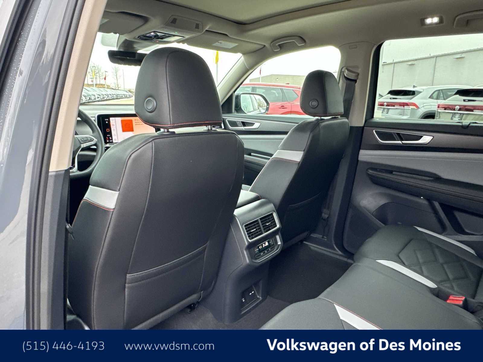 Thumbnail: 2026 Volkswagen Atlas - 13