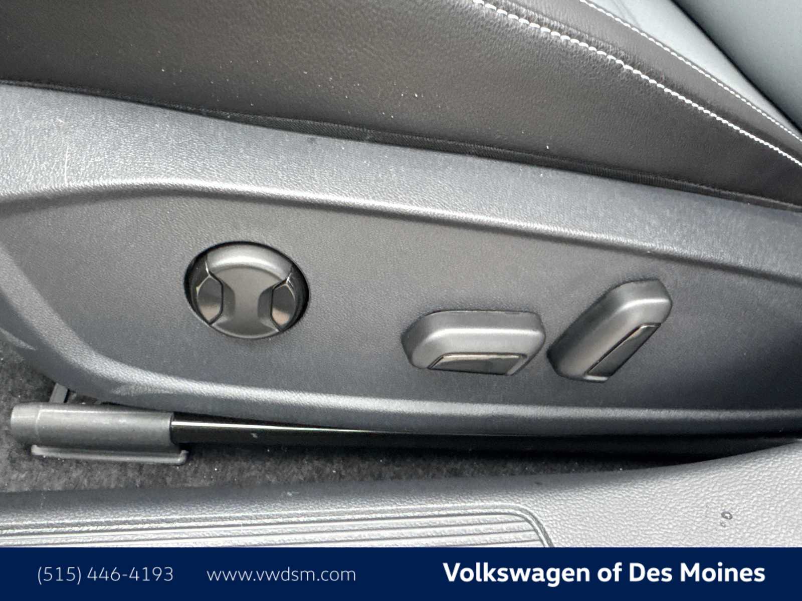 Thumbnail: 2026 Volkswagen Jetta - 24