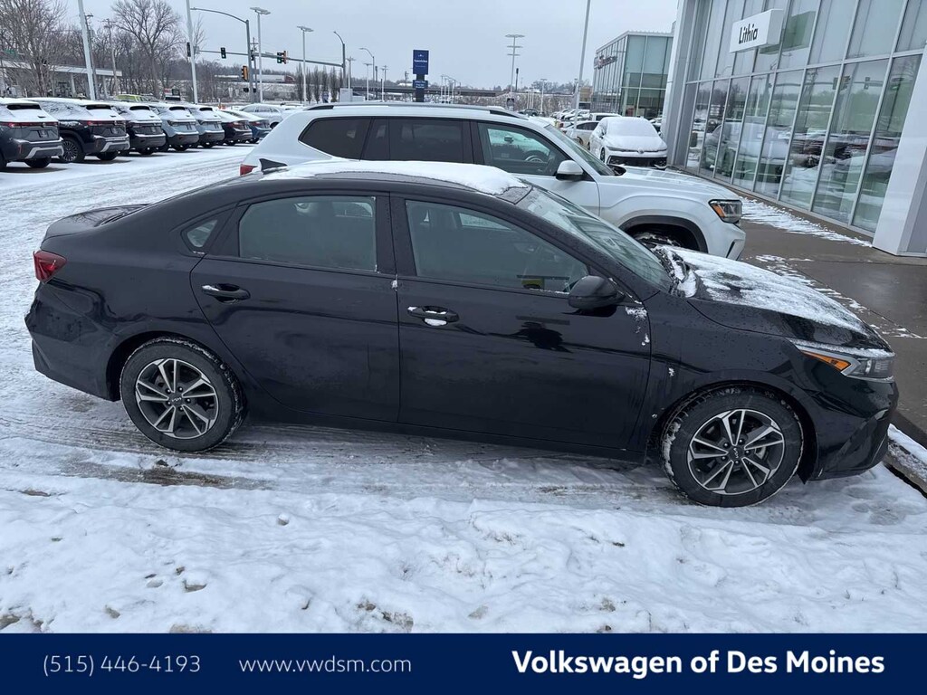 Used 2023 Kia Forte LXS Sedan