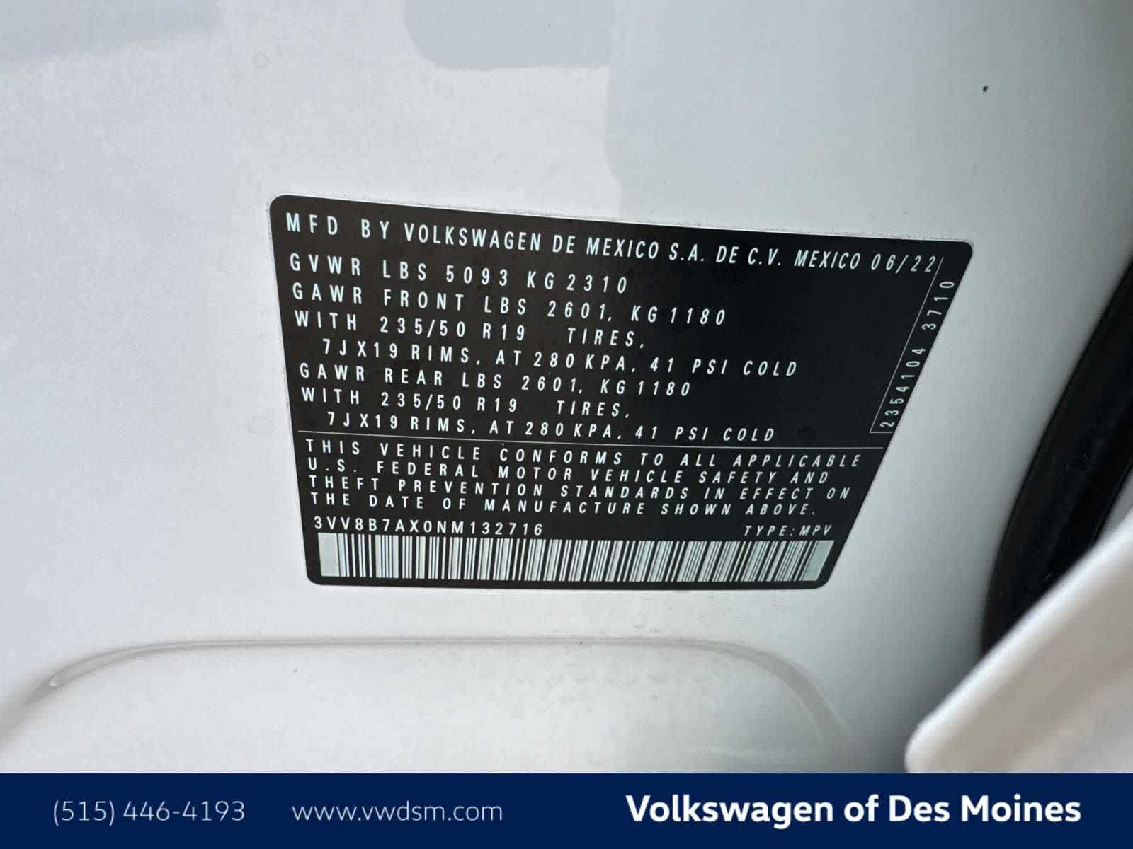 Thumbnail: 2022 Volkswagen Tiguan - 21