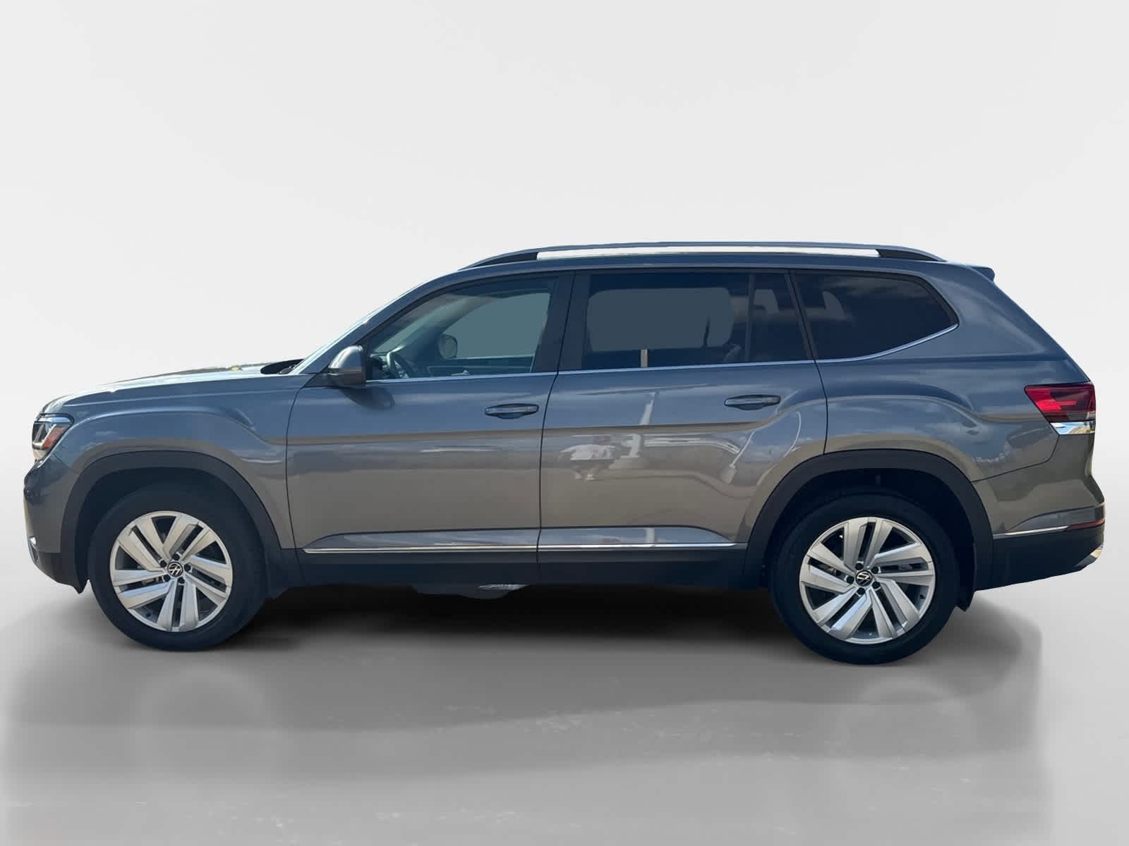 Thumbnail: 2021 Volkswagen Atlas - 3